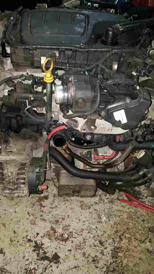 Thumb 10 Renault Trafic MK3 2014-2018 Complete 1.6 dCi Diesel R9M408 Engine