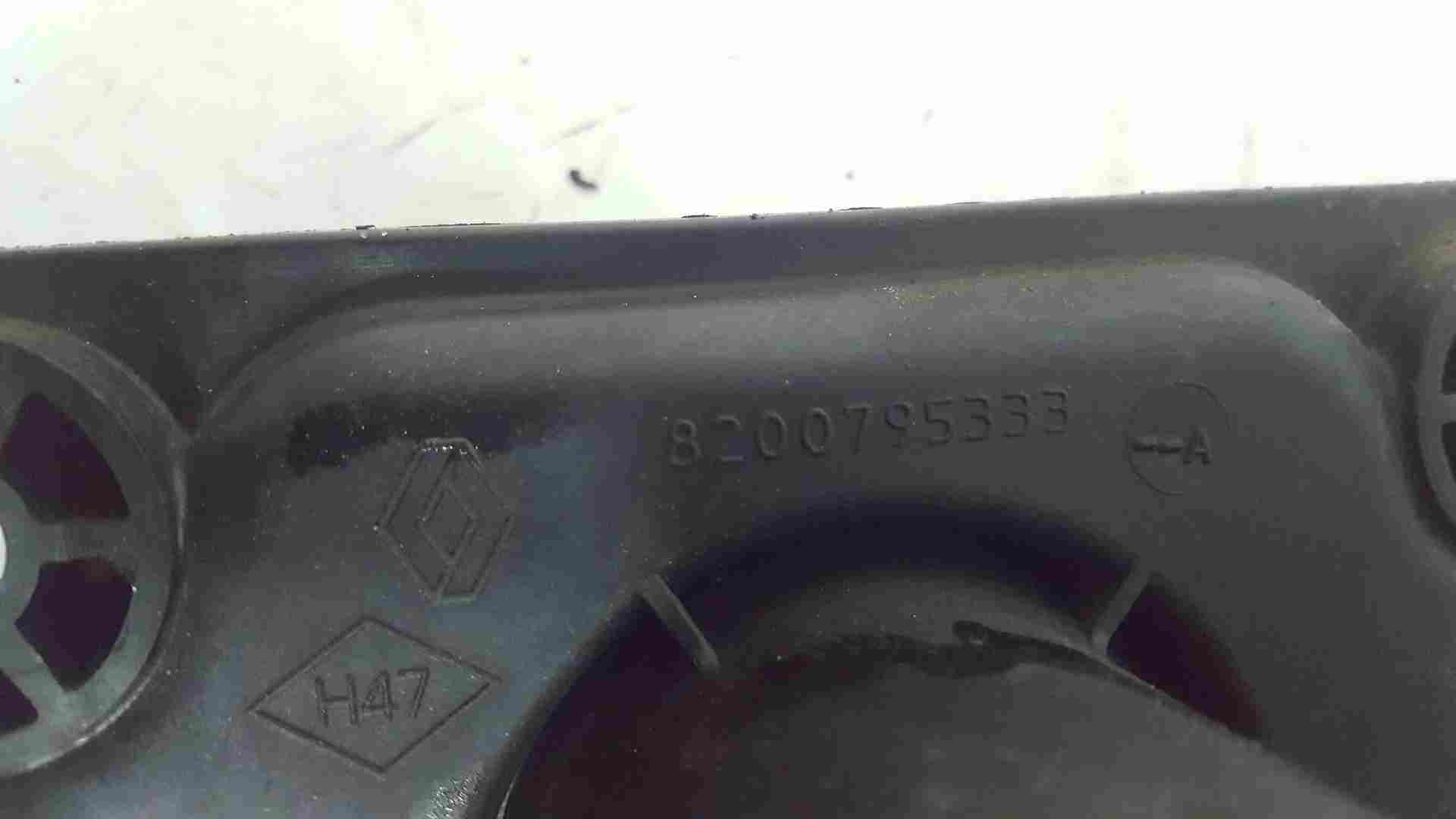 Thumb 5 Renault Trafic MK3 2014-2018 Diesel OIL Filler CAP Cover 8200795333