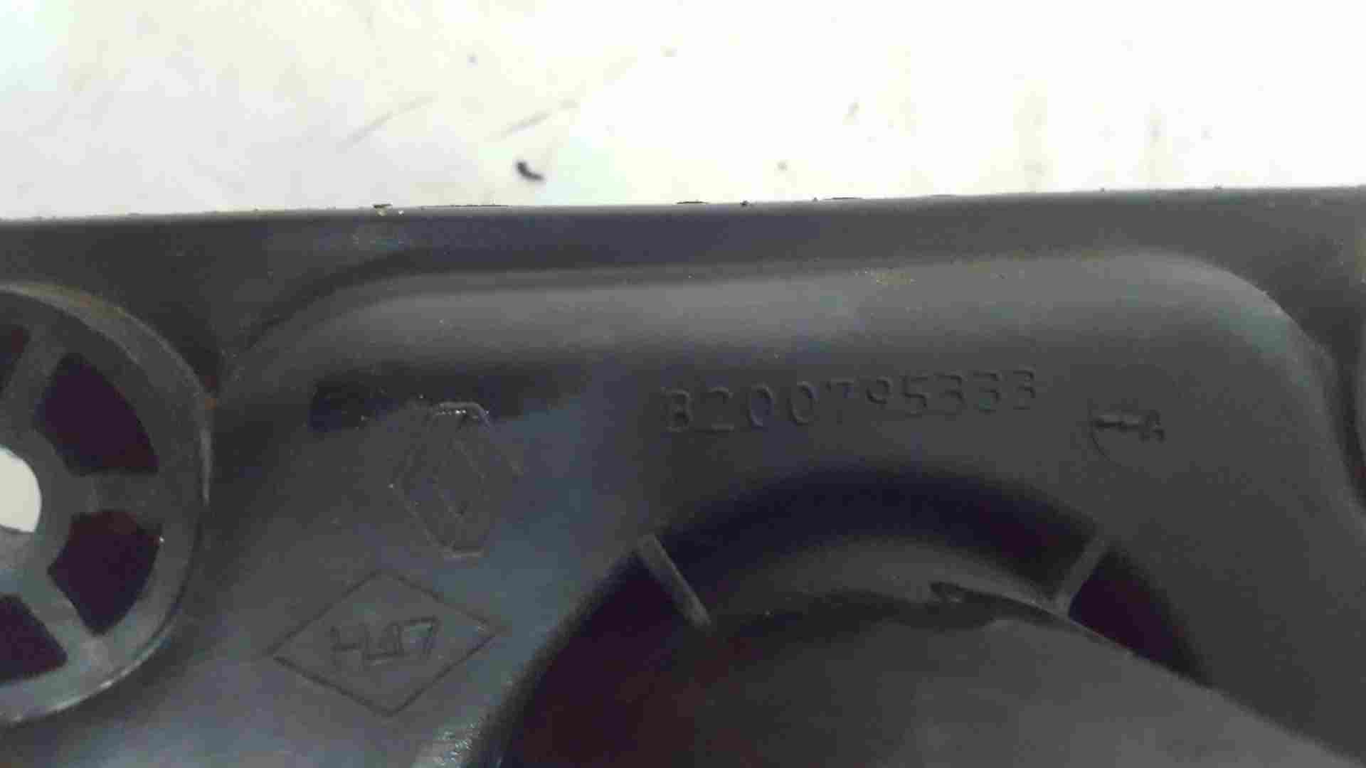 Thumb 6 Renault Trafic MK3 2014-2018 Diesel OIL Filler CAP Cover 8200795333