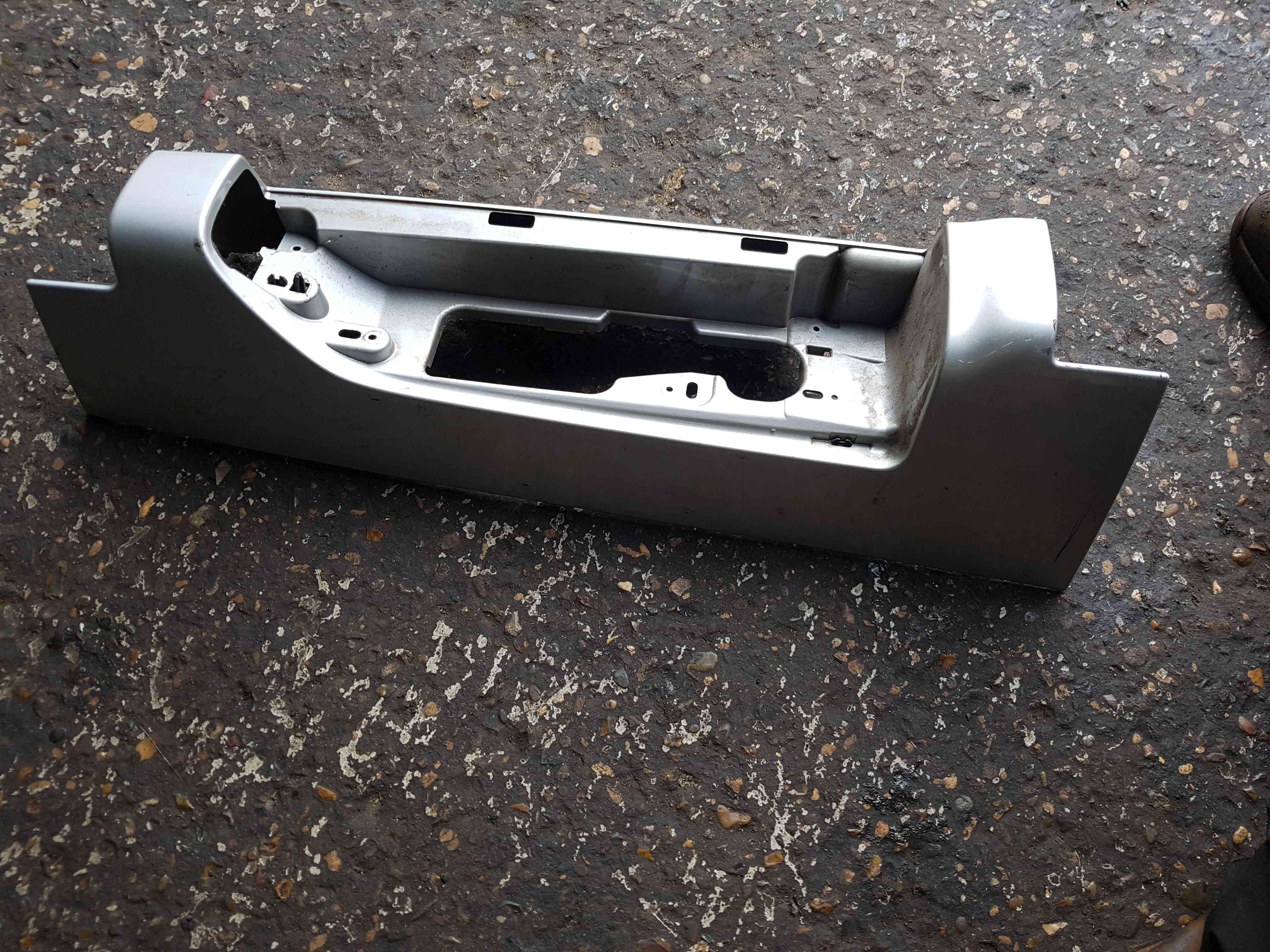 Thumb 2 Renault Trafic MK3 2014-2018 Driver Rear Light Trim Silver Surround NSR