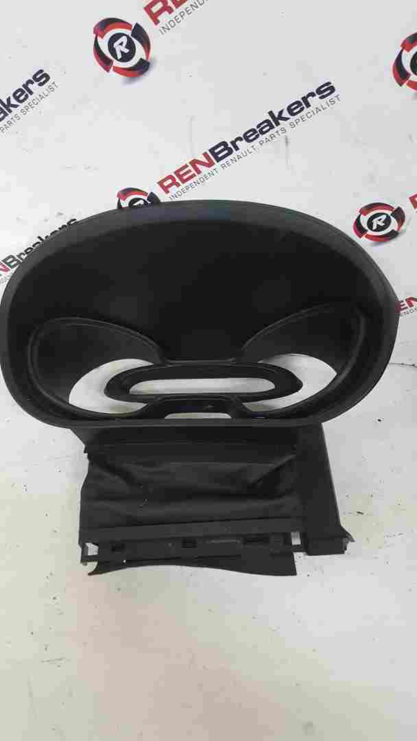 Thumb 3 Renault Trafic MK3 2014-2018 Drivers Cluster Clock Cover 681017678r