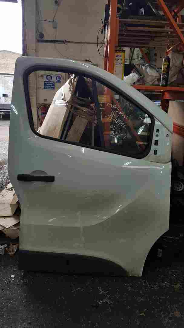 Thumb 3 Renault Trafic MK3 2014-2018 Drivers OSF Front White Door Ov369