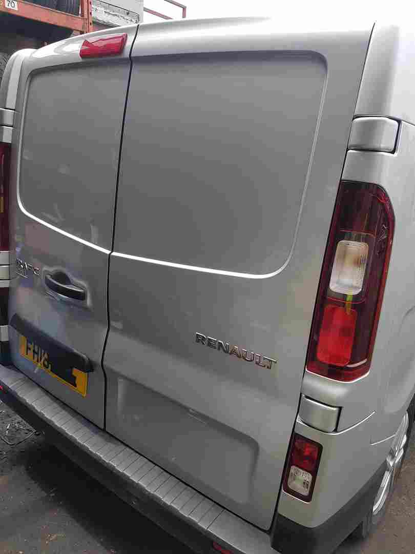 Thumb 2 Renault Trafic MK3 2014-2018 Drivers OSR Rear Door Silver Ted69