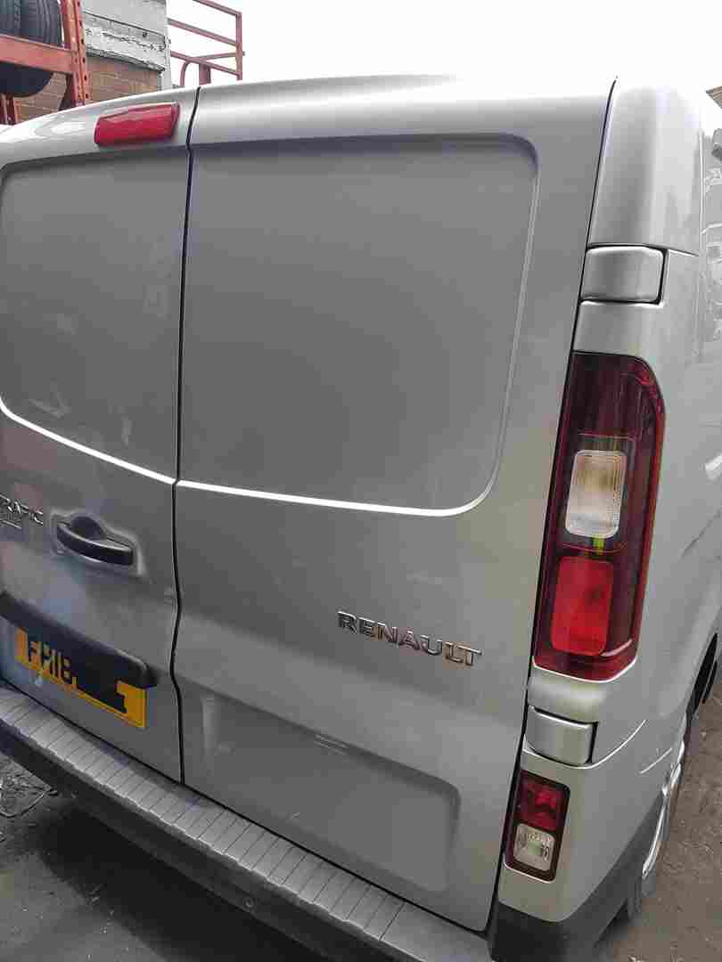 Thumb 3 Renault Trafic MK3 2014-2018 Drivers OSR Rear Door Silver Ted69