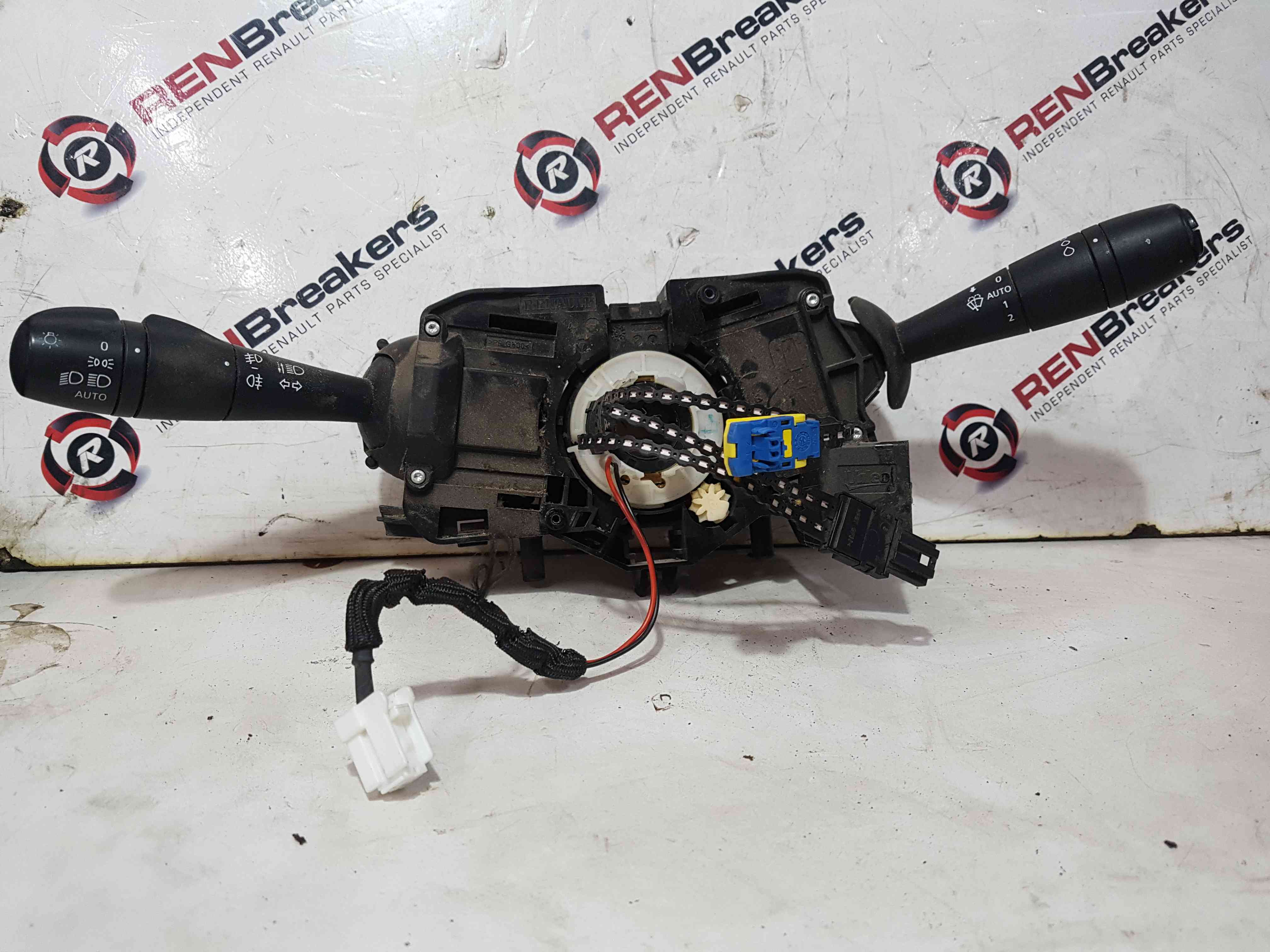 Thumb 2 Renault Trafic MK3 2014-2018 Drivers Stalks Clock Spring Squib Volume 