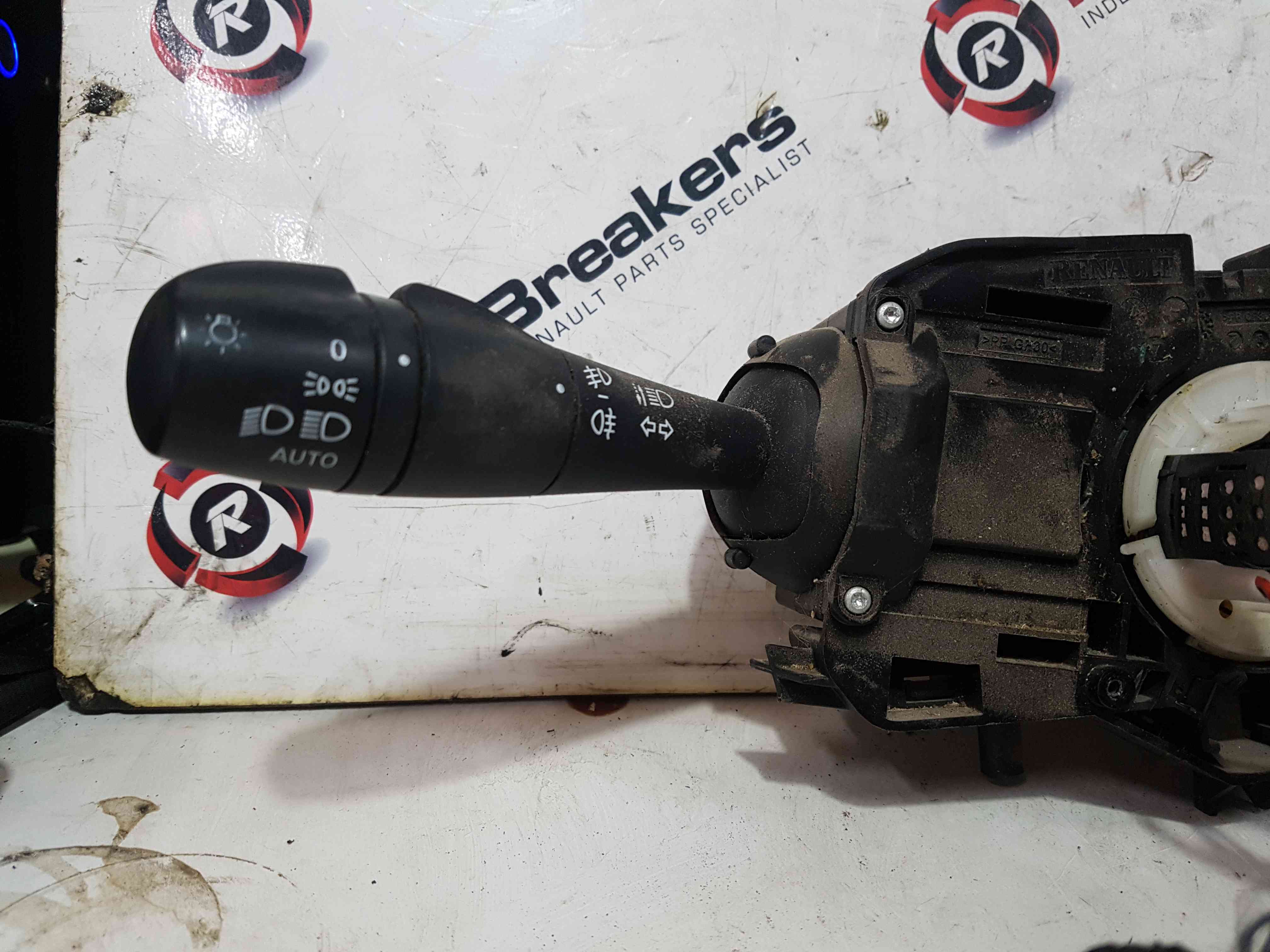 Thumb 3 Renault Trafic MK3 2014-2018 Drivers Stalks Clock Spring Squib Volume 