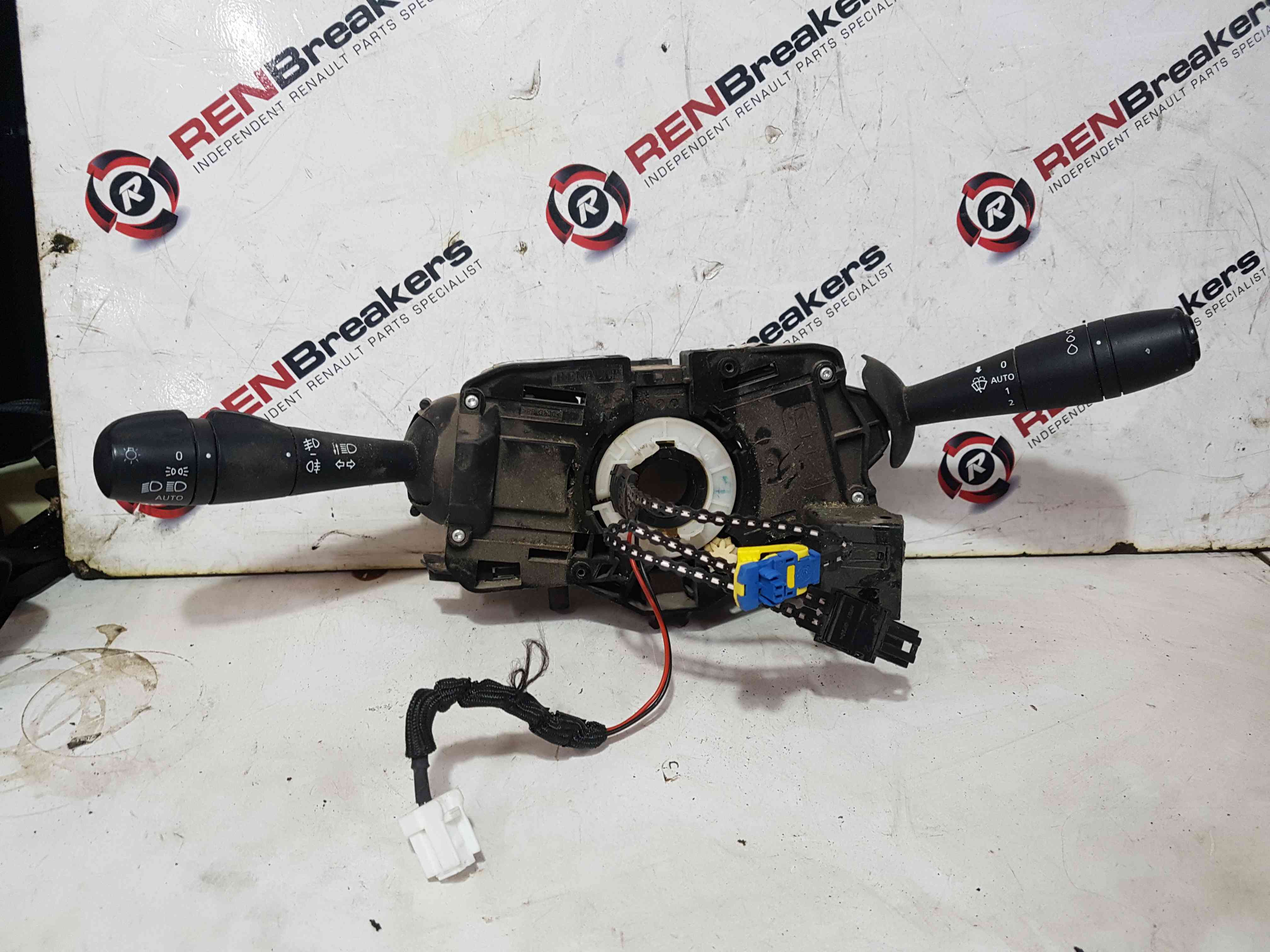 Thumb 7 Renault Trafic MK3 2014-2018 Drivers Stalks Clock Spring Squib Volume 