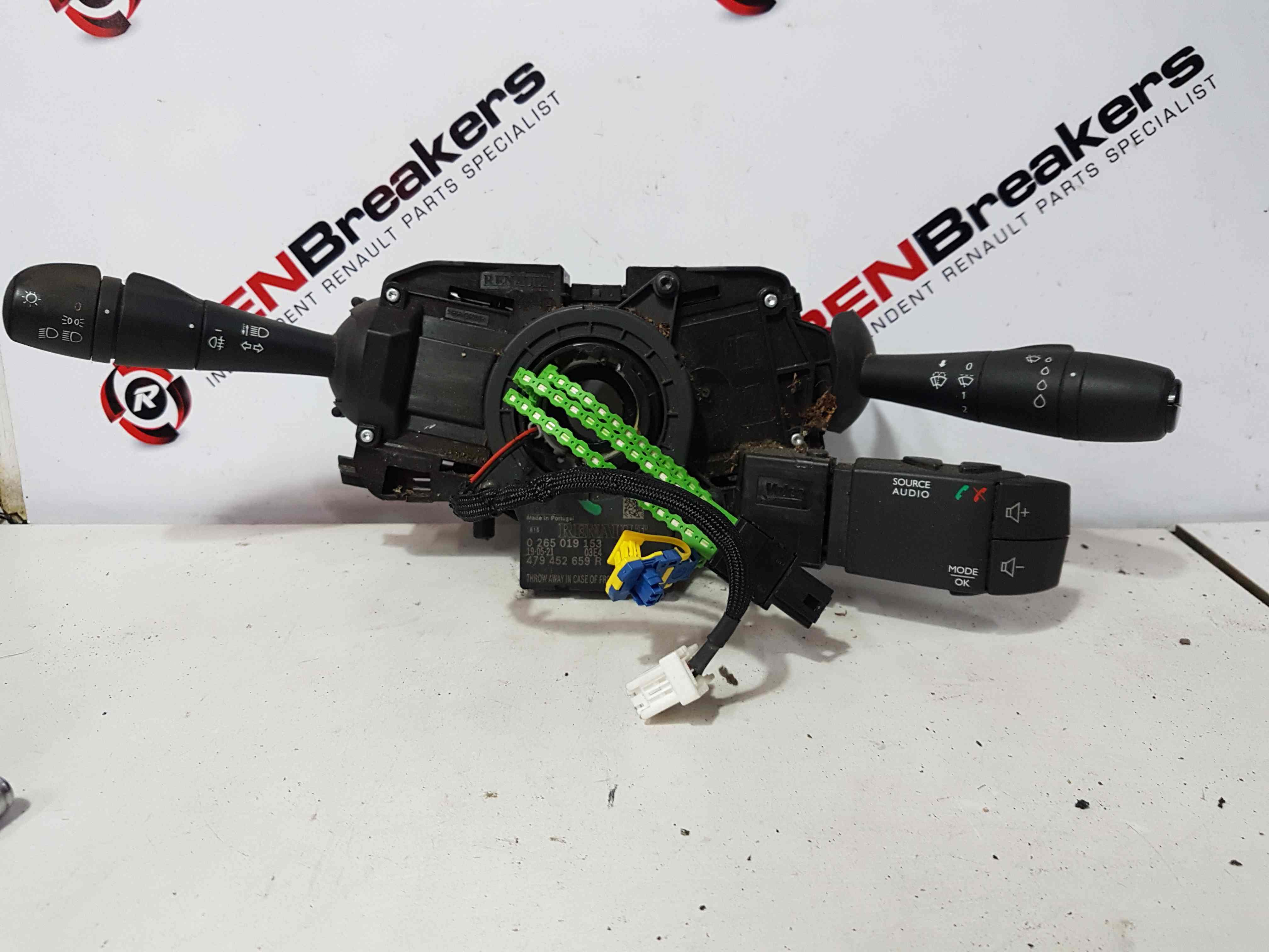 Thumb 2 Renault Trafic MK3 2014-2018 Drivers Stalks Clock Spring Squib Volume 255671409r