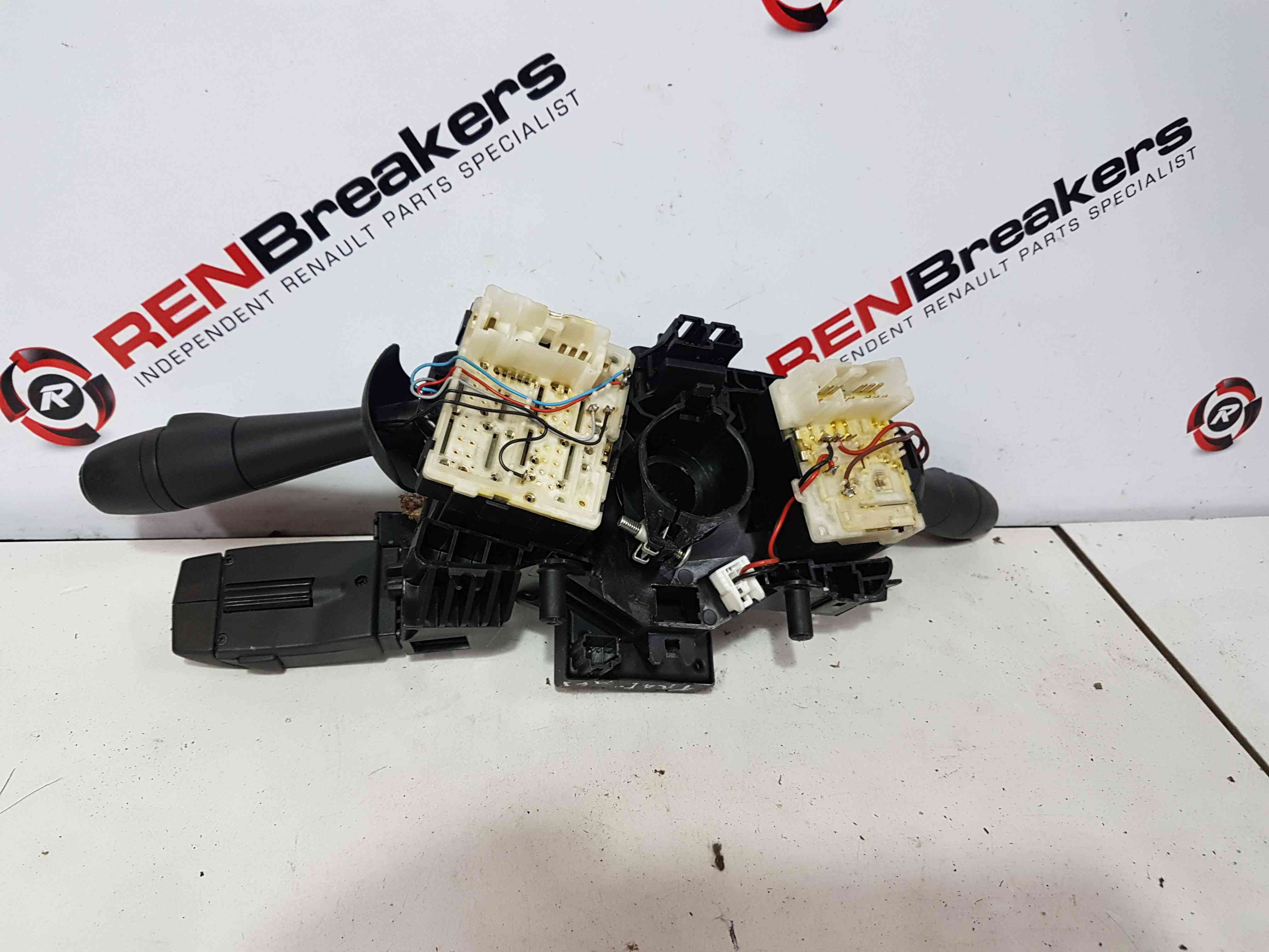 Thumb 15 Renault Trafic MK3 2014-2018 Drivers Stalks Clock Spring Squib Volume 255671409r