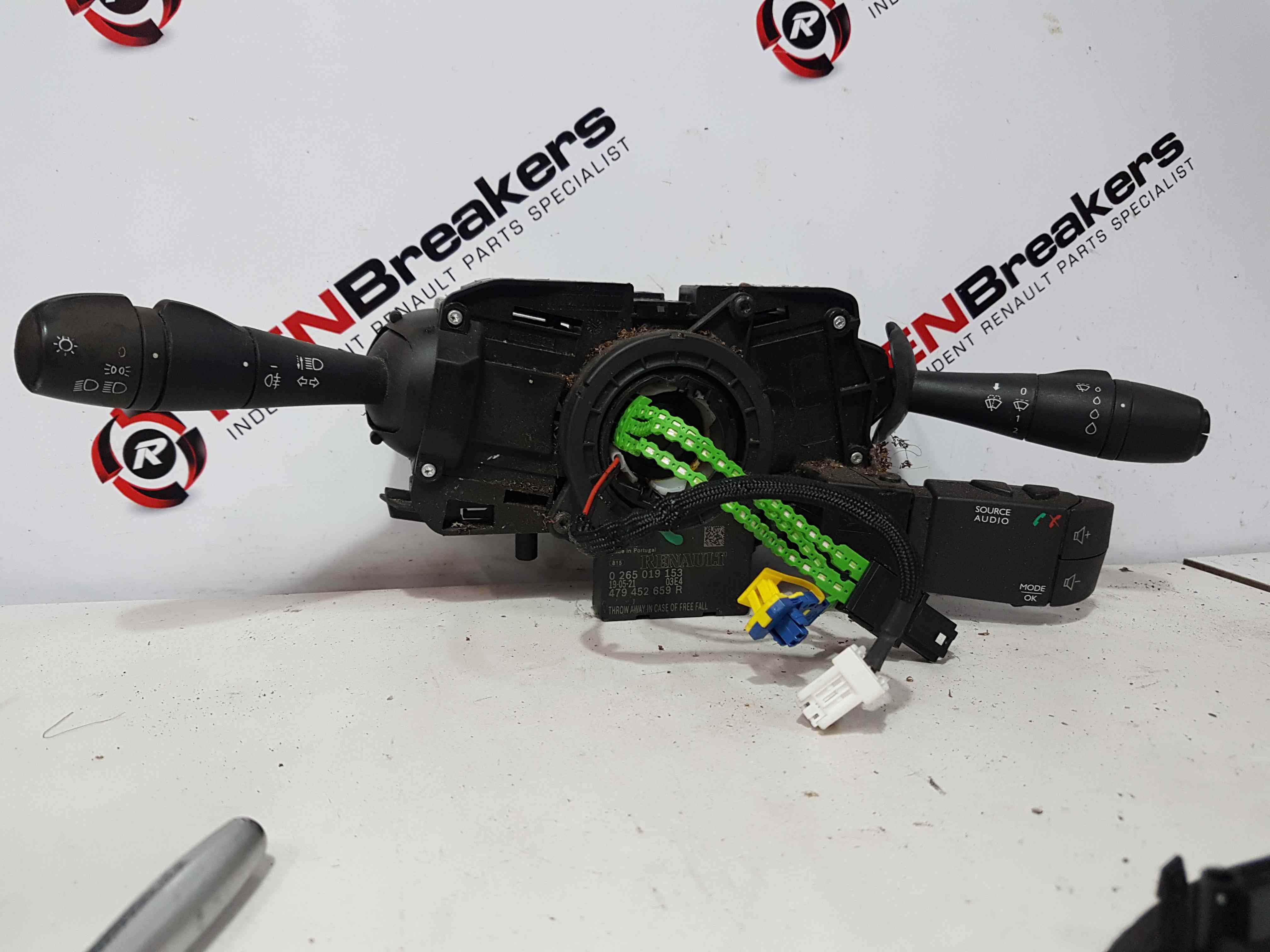 Thumb 16 Renault Trafic MK3 2014-2018 Drivers Stalks Clock Spring Squib Volume 255671409r