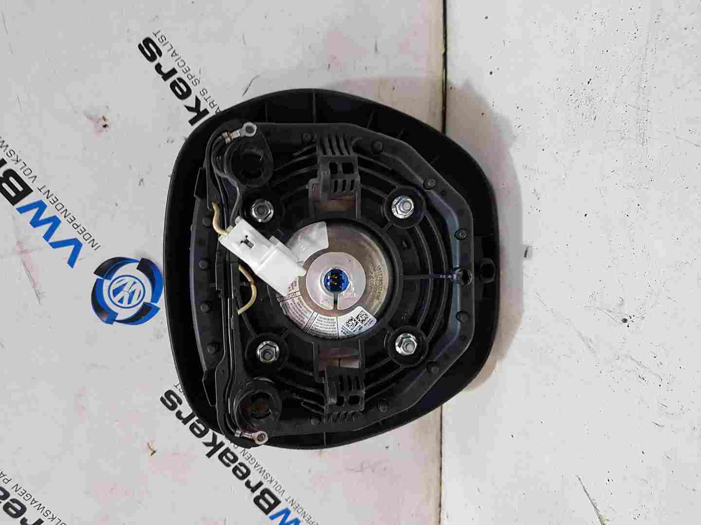 Thumb 4 Renault Trafic MK3 2014-2018 Drivers Steering BAG 985700198R