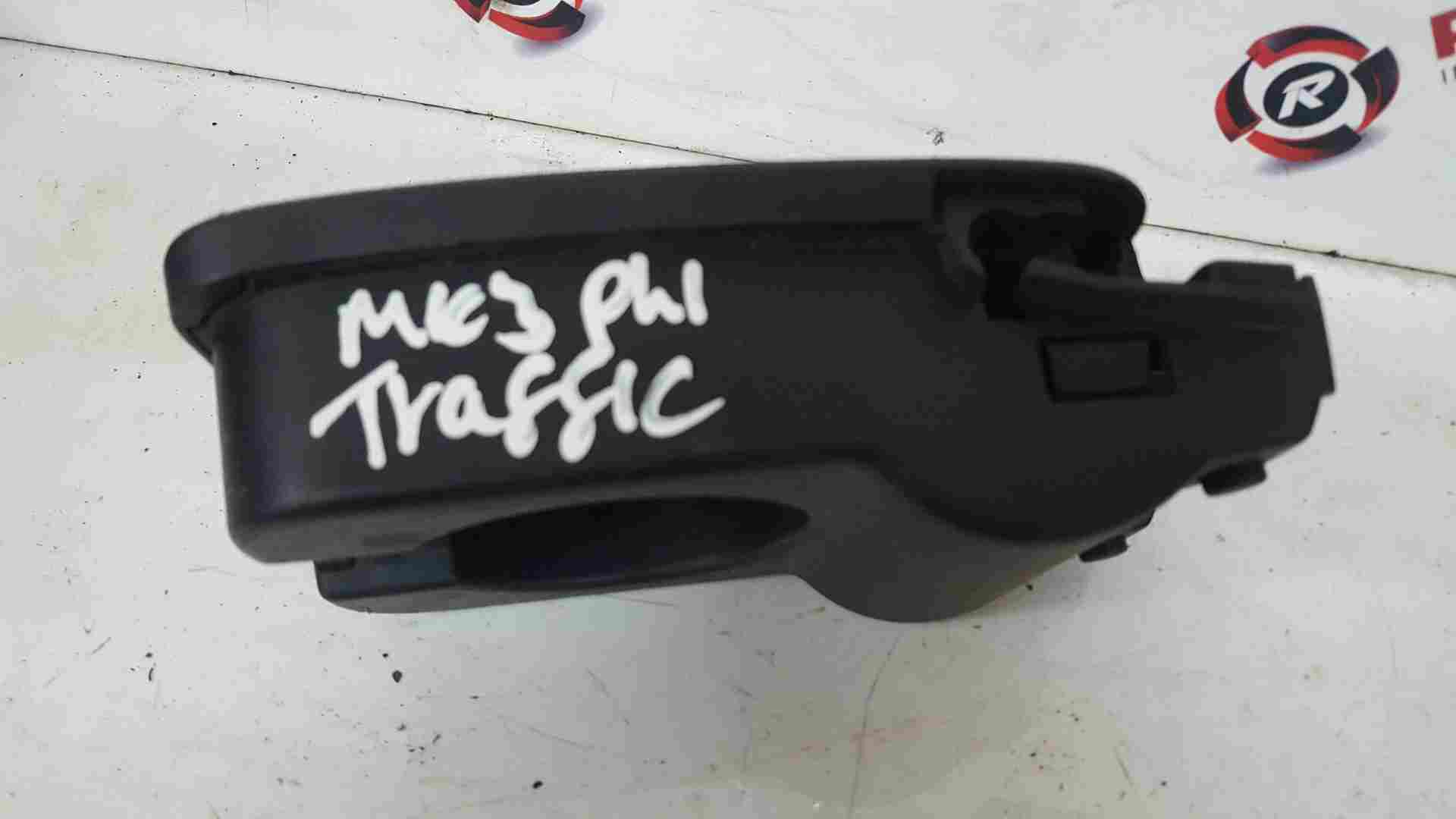 Thumb 3 Renault Trafic MK3 2014-2018 Flap Down CUP Holder Centre
