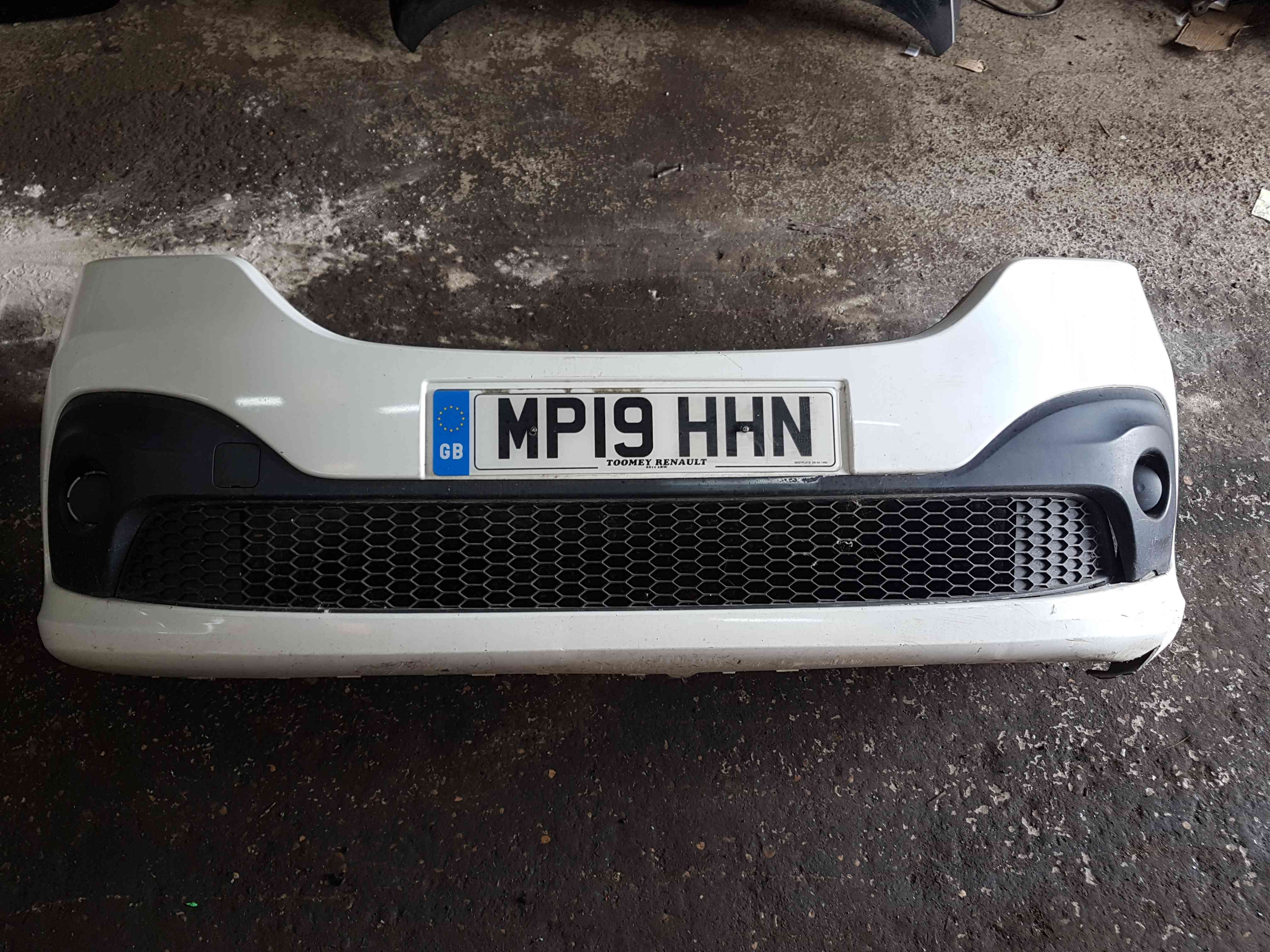 Thumb 11 Renault Trafic MK3 2014-2018 Front Bumper ICE White Ov369