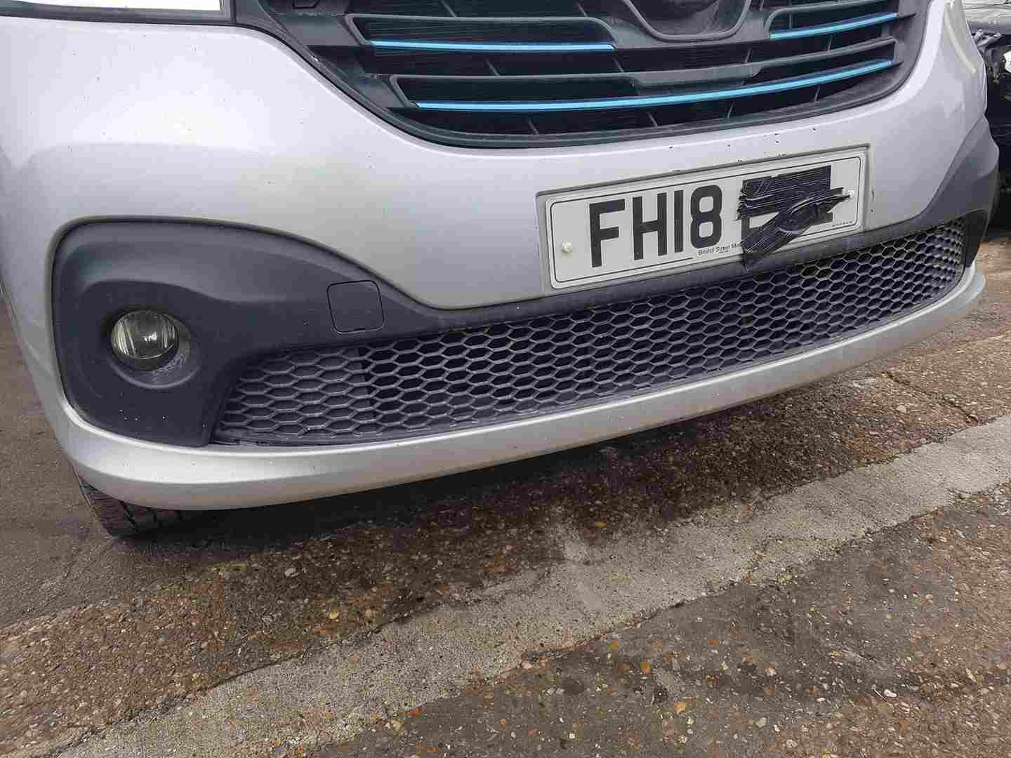 Thumb 6 Renault Trafic MK3 2014-2018 Front END Bumper Bonnet Wings Lights Silver Ted69