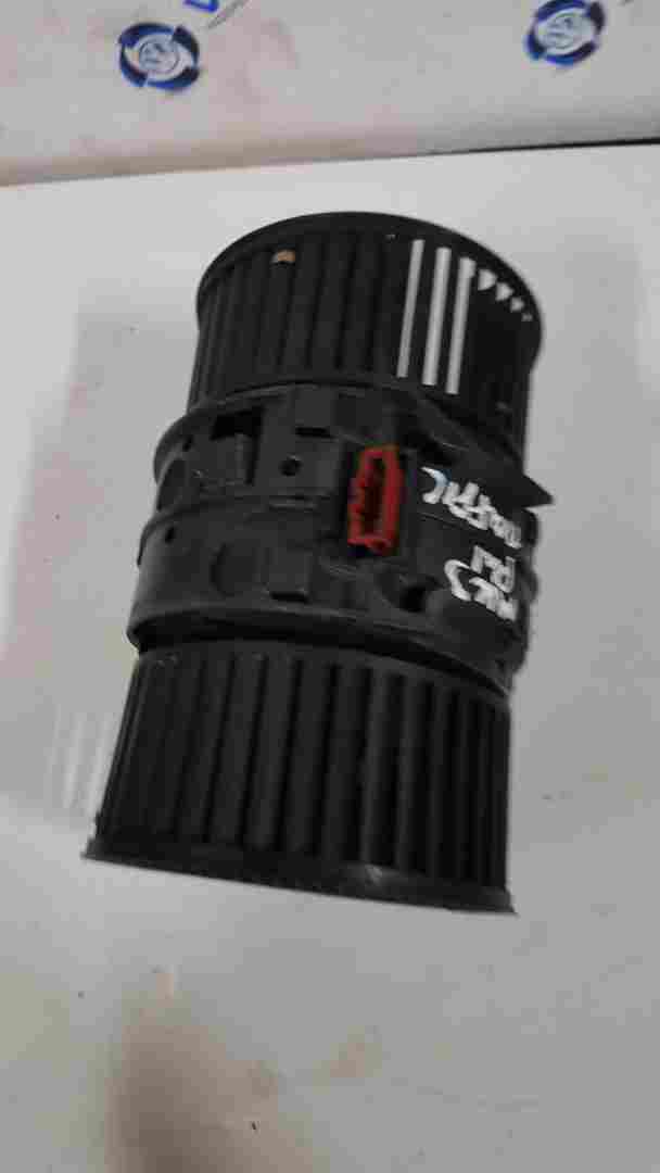 Thumb 3 Renault Trafic MK3 2014-2018 Heater Blower Motor FAN
