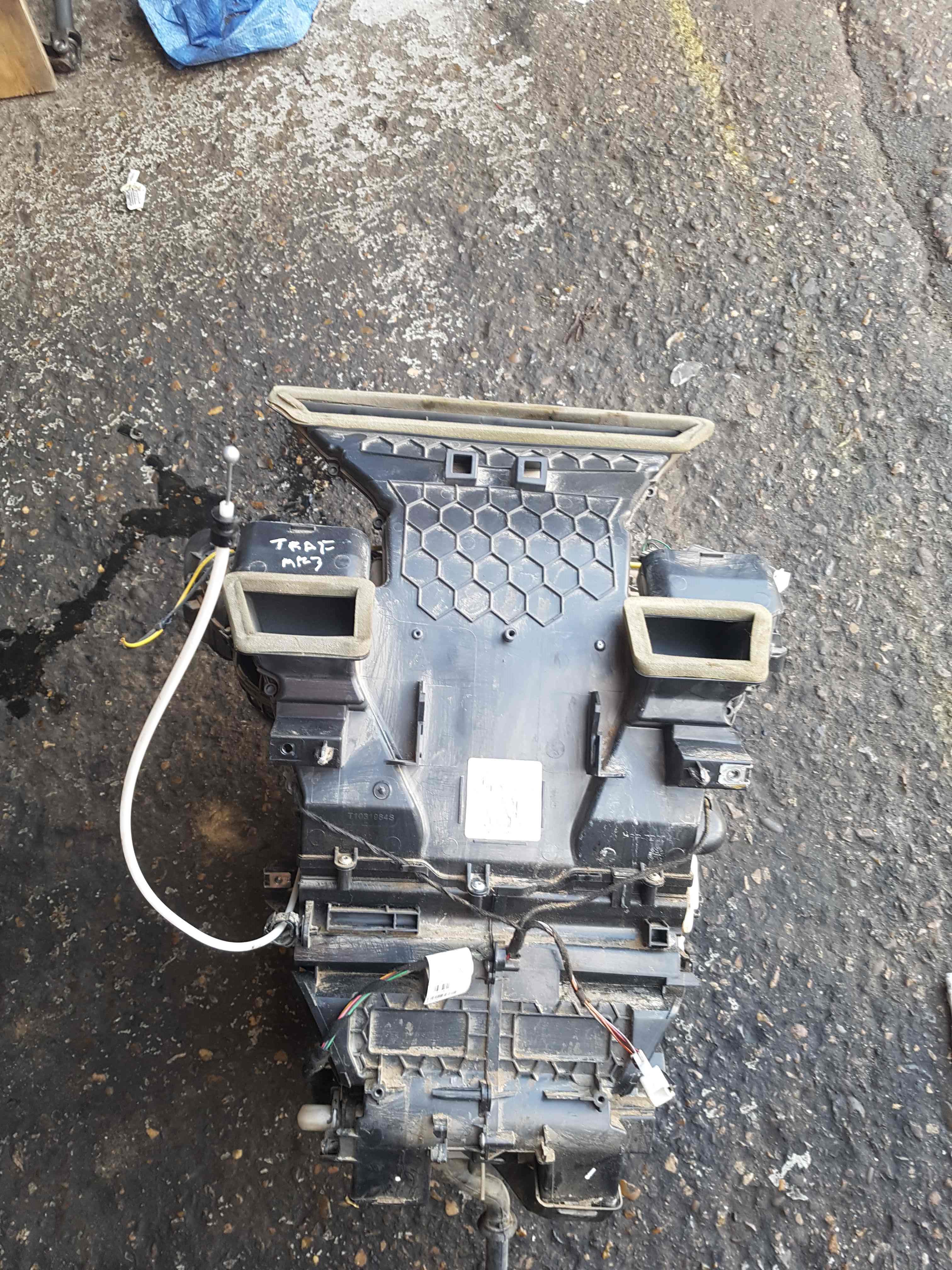 Thumb 11 Renault Trafic MK3 2014-2018 Heater Blower Motor FAN Matrix 272700324r