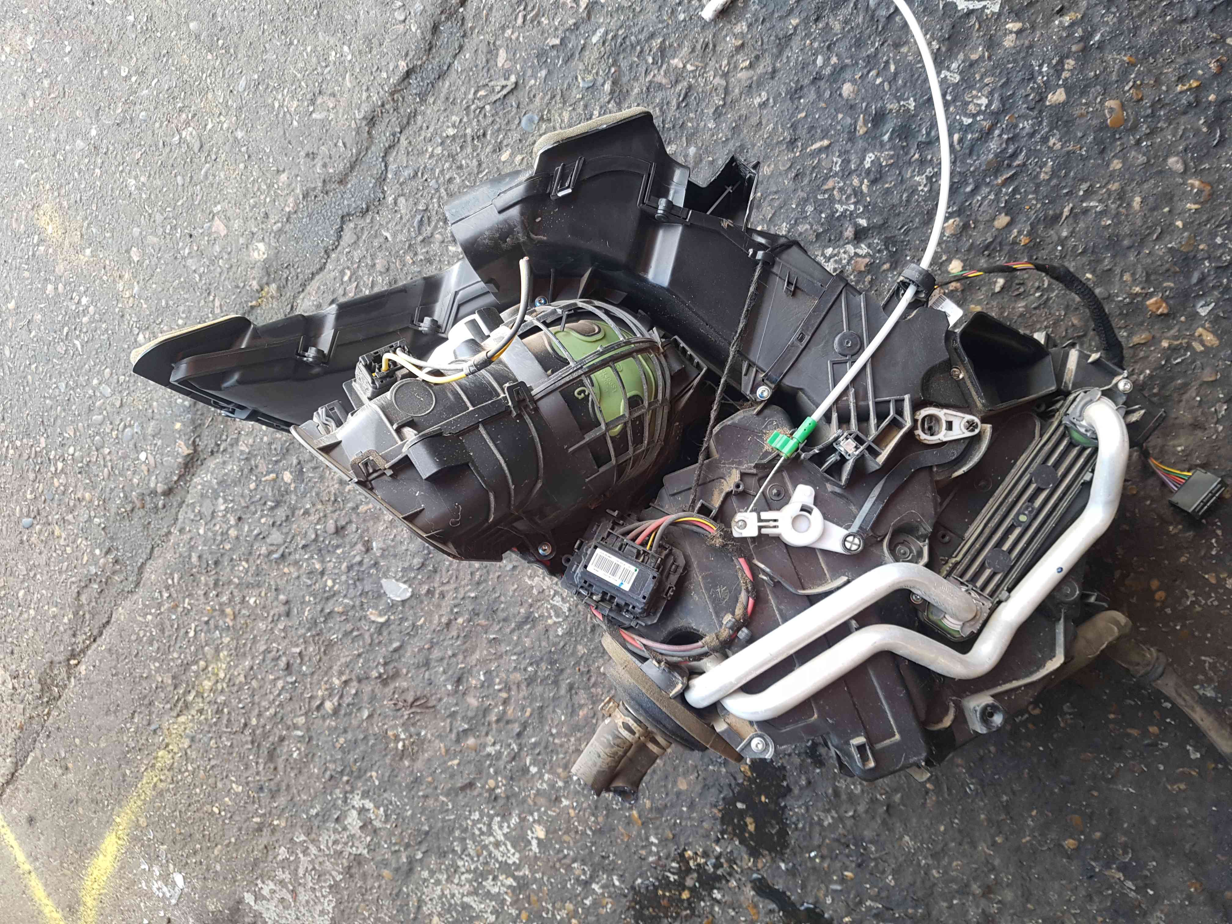 Thumb 4 Renault Trafic MK3 2014-2018 Heater Blower Motor FAN Matrix 272700324r