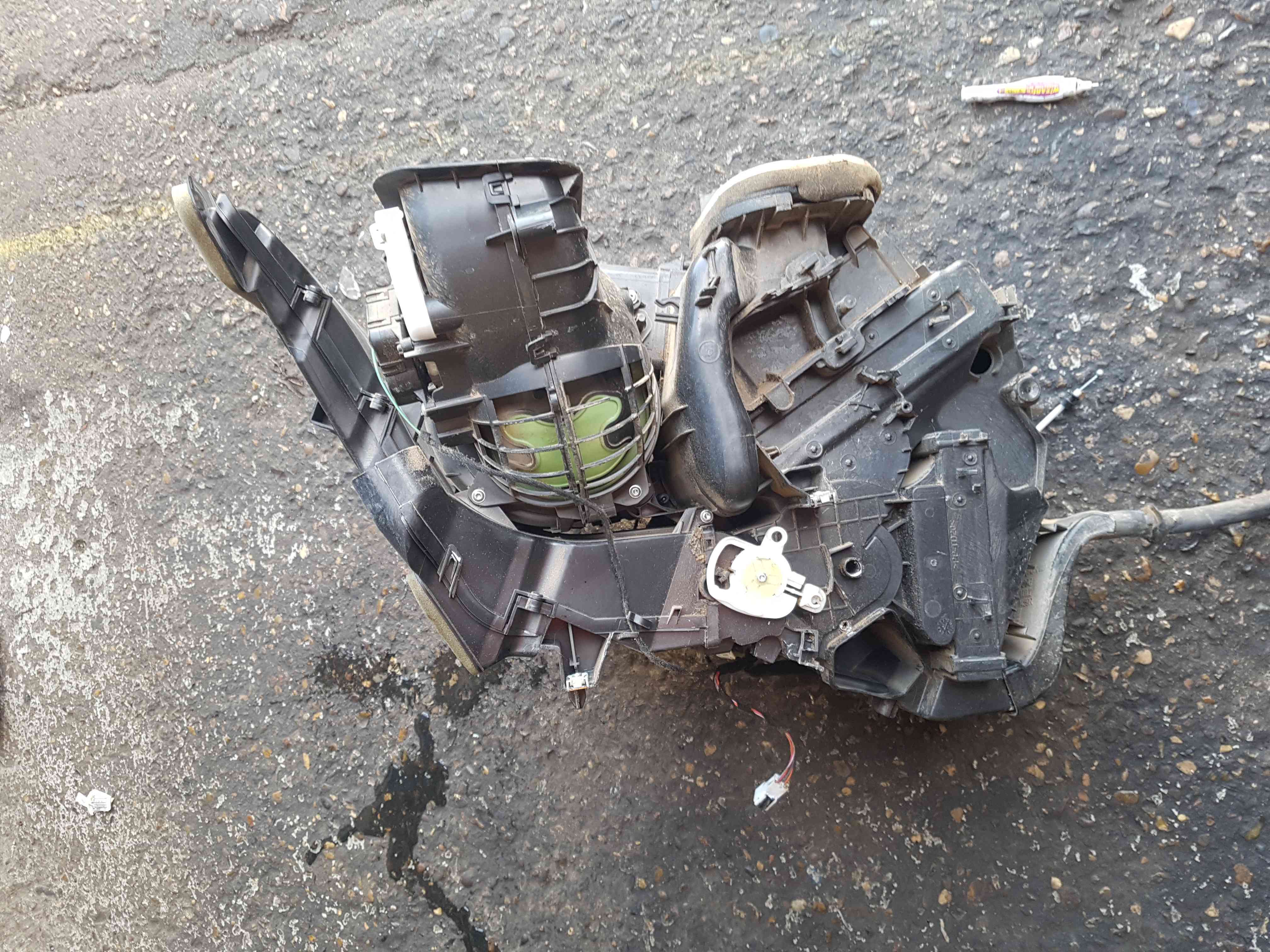Thumb 8 Renault Trafic MK3 2014-2018 Heater Blower Motor FAN Matrix 272700324r
