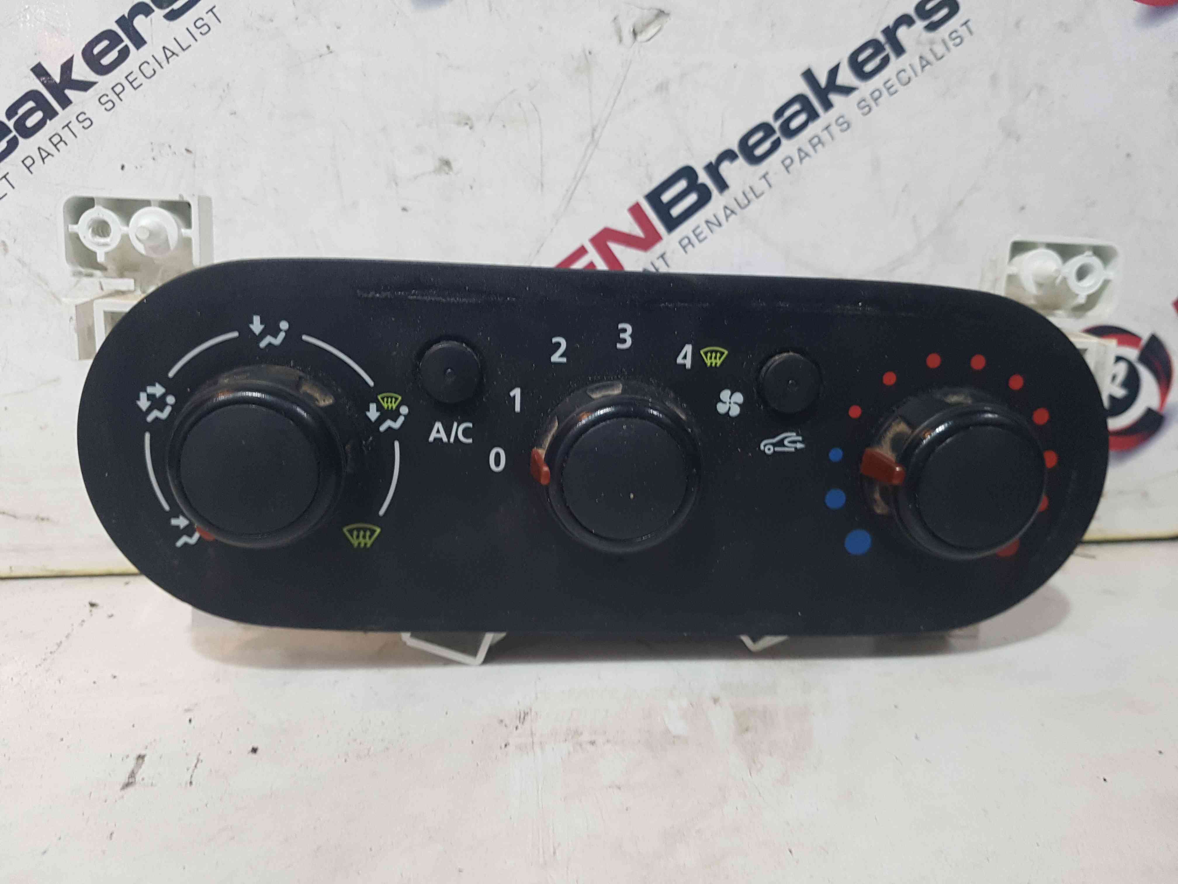 Thumb 3 Renault Trafic MK3 2014-2018 Heater Controls Switches Panel AC  T1032613B
