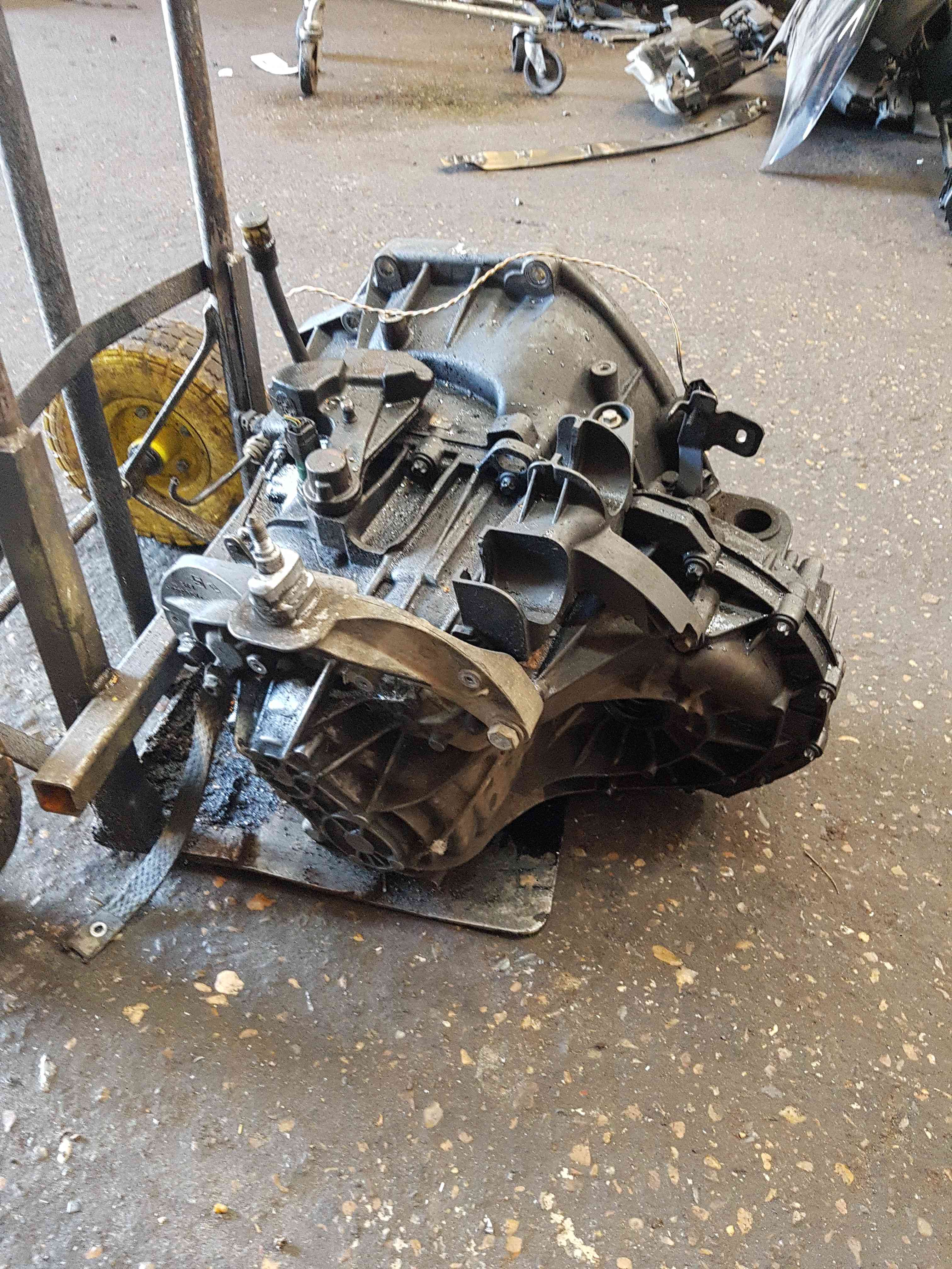 Thumb 7 Renault Trafic MK3 2014-2018 Manual Gearbox PF6 050 Pf6050 6 Speed