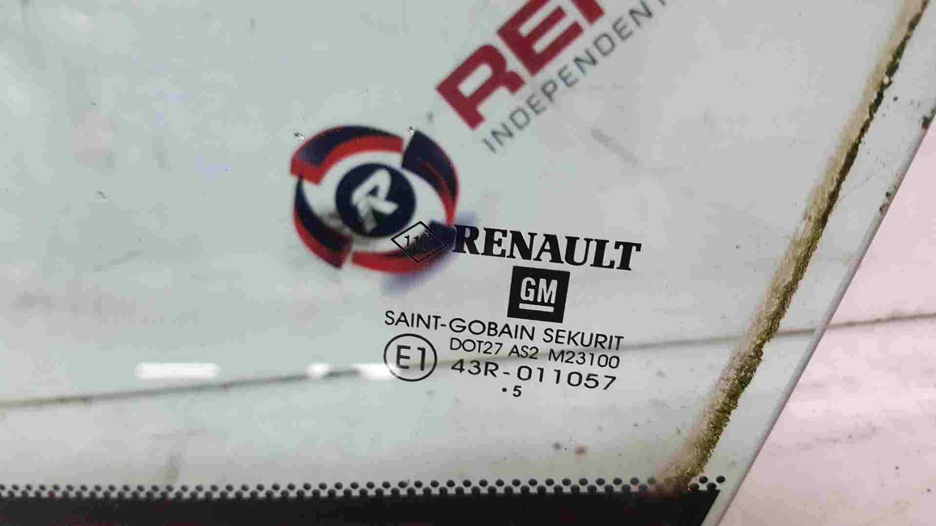Thumb 5 Renault Trafic MK3 2014-2018 NSF Passenger Window Glass Smaller 