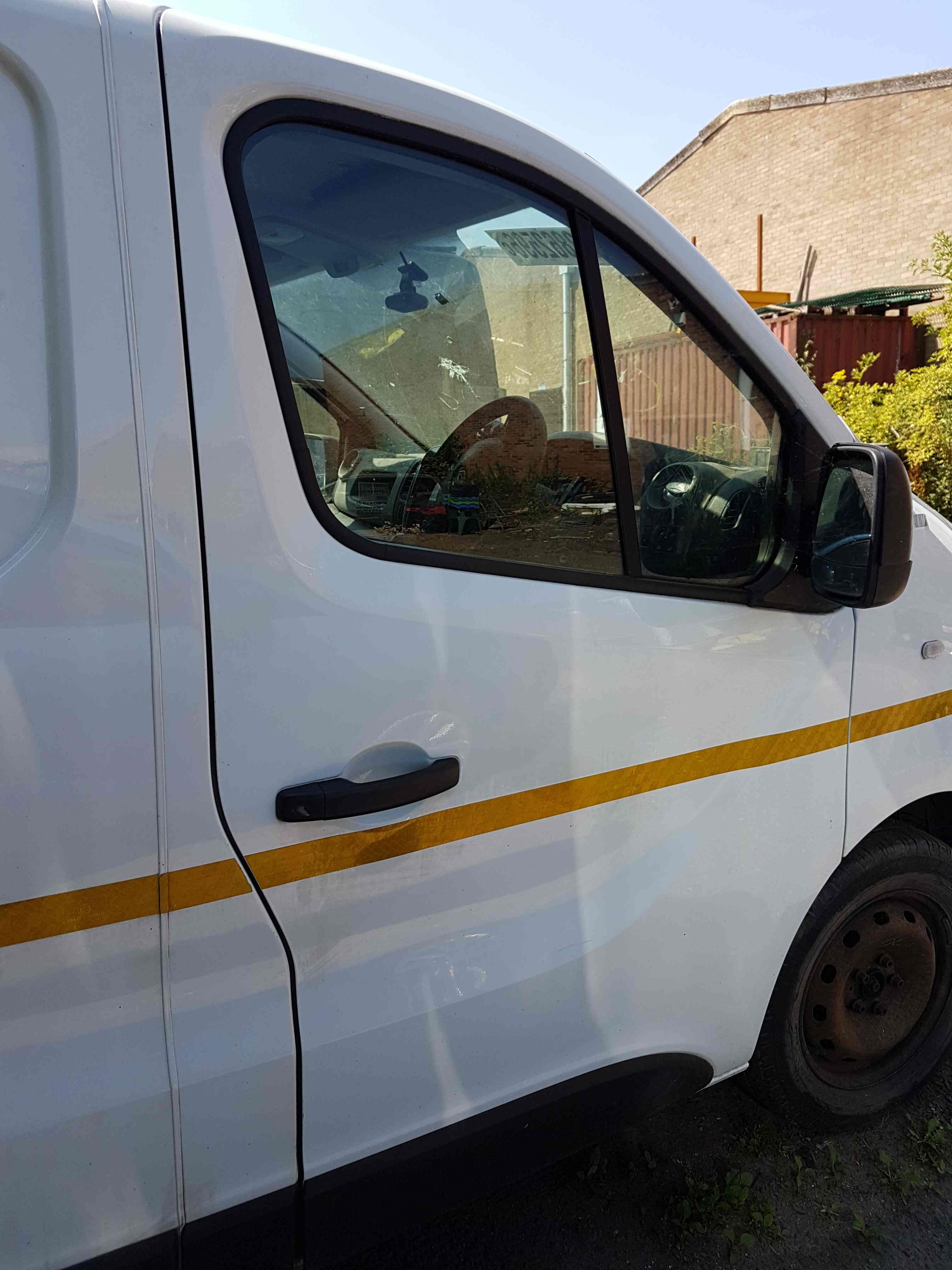 Thumb 4 Renault Trafic MK3 2014-2018 OSF Drivers Front Door ICE White Ov369