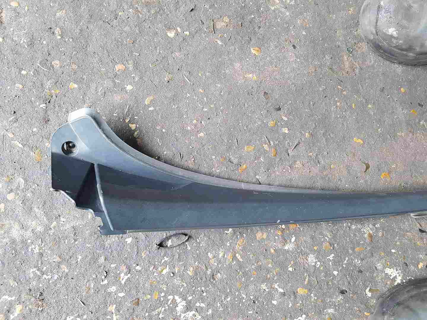 Thumb 3 Renault Trafic MK3 2014-2018 OSF Drivers Side Windscreen Panel Trim 727618104R