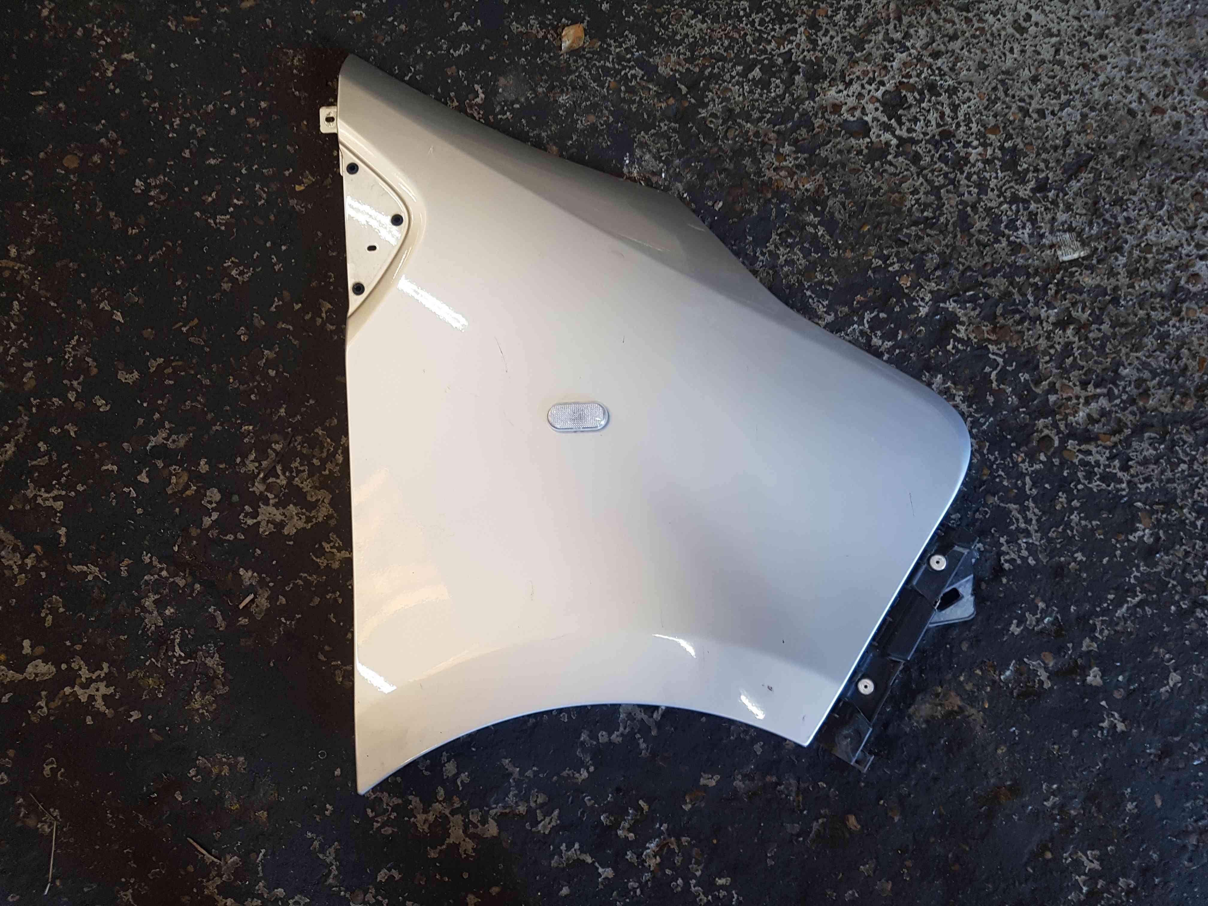 Thumb 4 Renault Trafic MK3 2014-2018 OSF Os Wing Panel Silver Ted69  