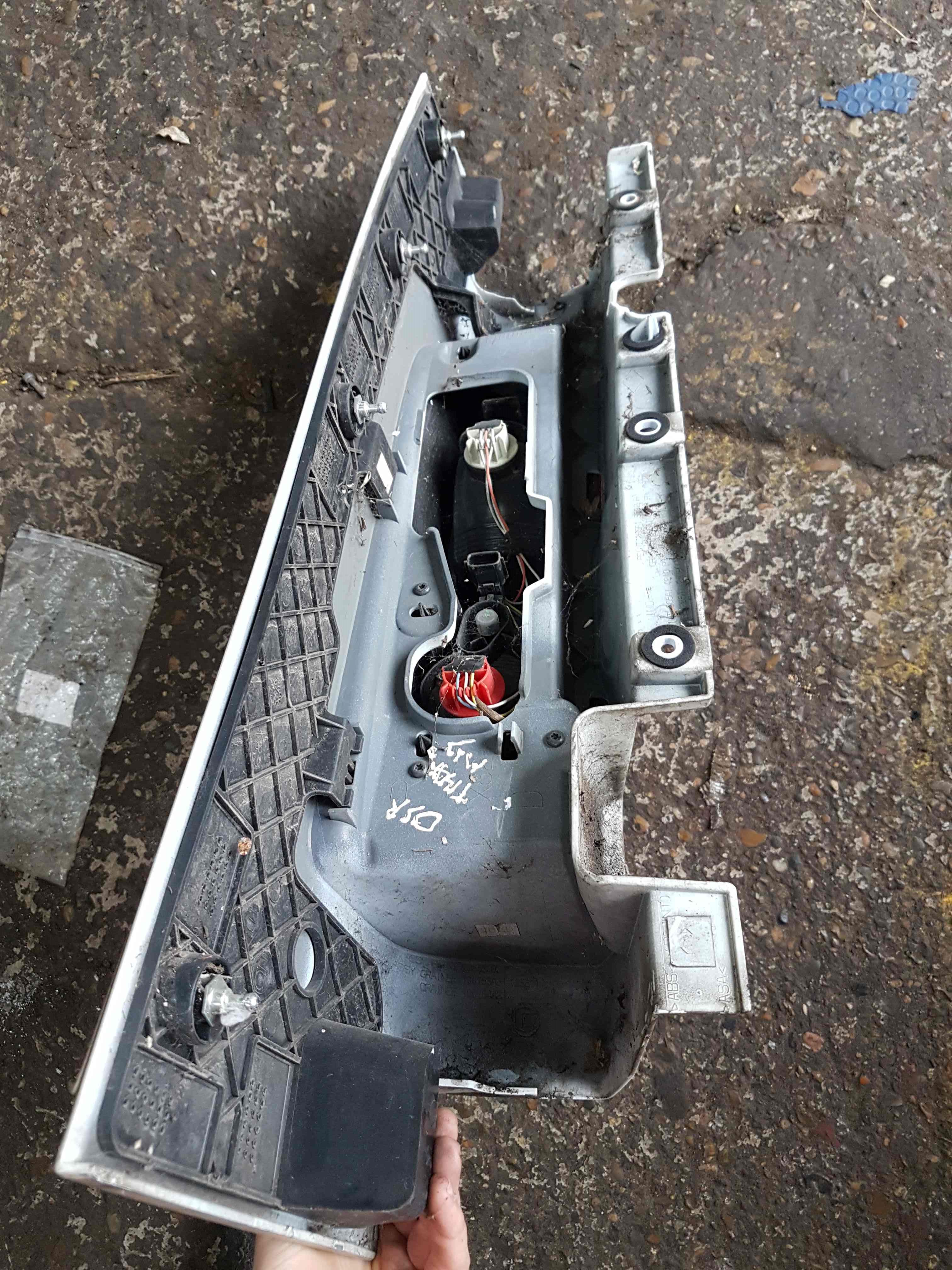 Thumb 8 Renault Trafic MK3 2014-2018 OSR Os Rear Brake Tail Light Drivers Side Surround