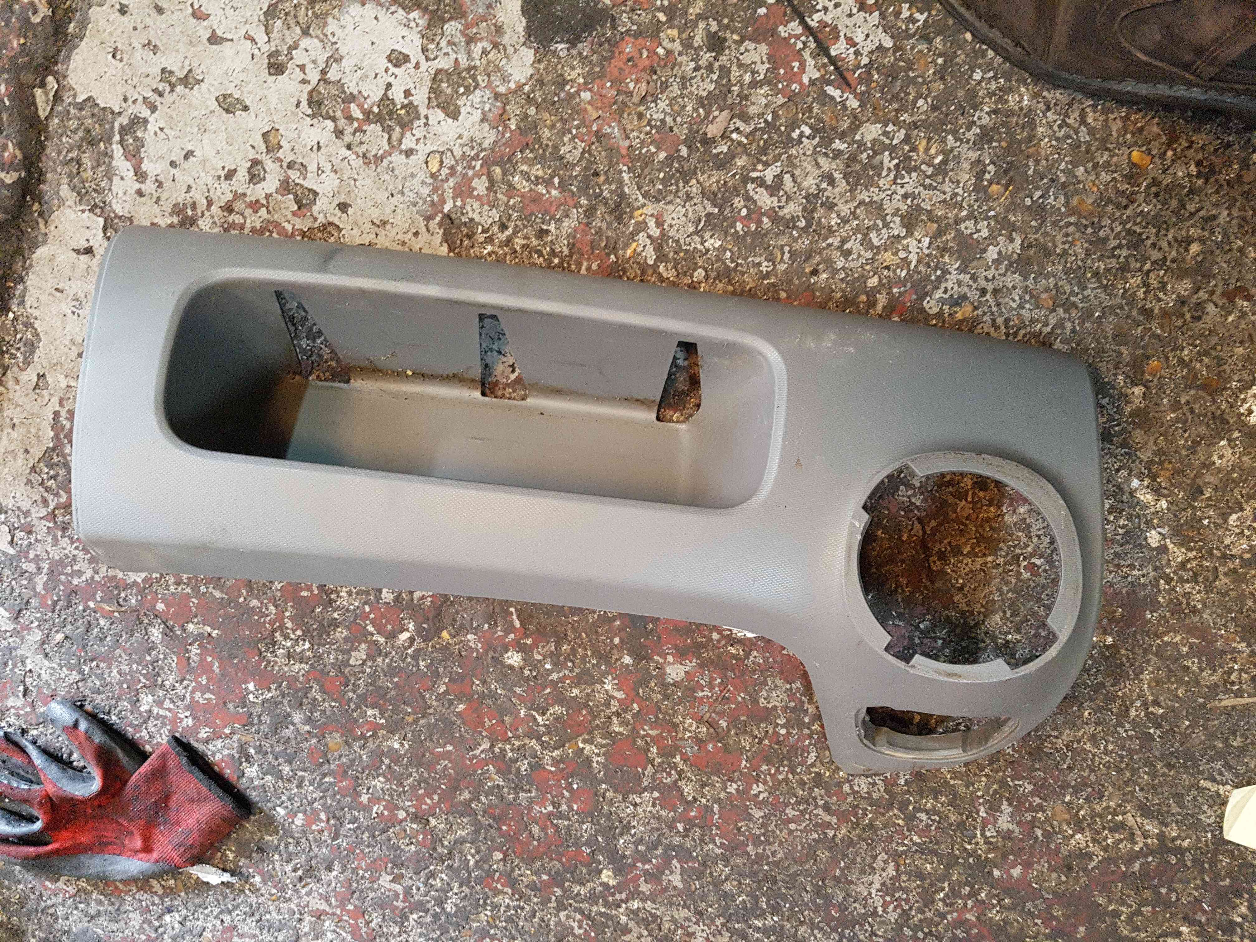 Thumb 2 Renault Trafic MK3 2014-2018 Passenger Ns Dash Trim 683116590R