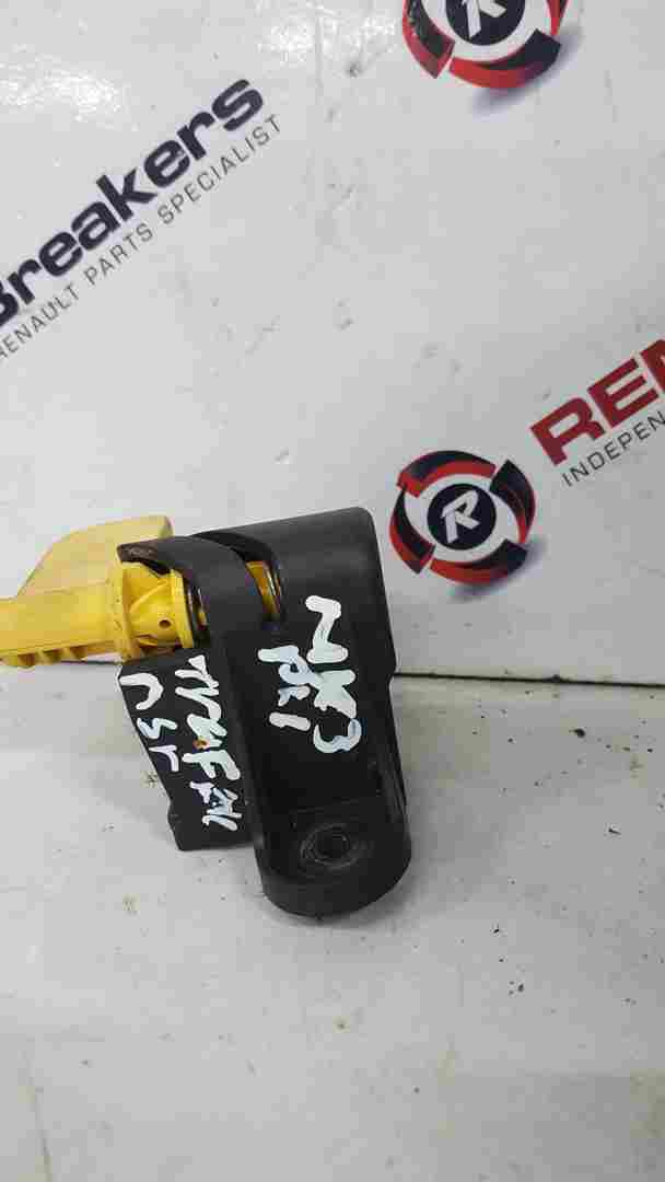 Thumb 3 Renault Trafic MK3 2014-2018 Passenger Side Rear Door Latch Catch 905037994R