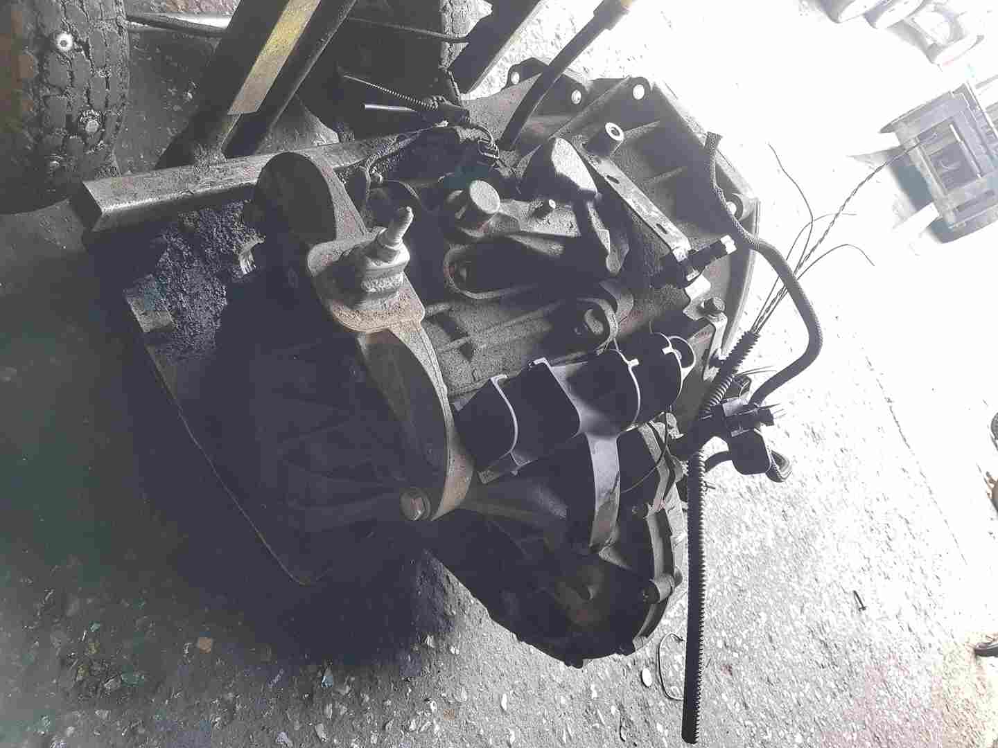 Thumb 5 Renault Trafic MK3 2014-2018 Pf6040 Gearbox PF6 040 6 Speed