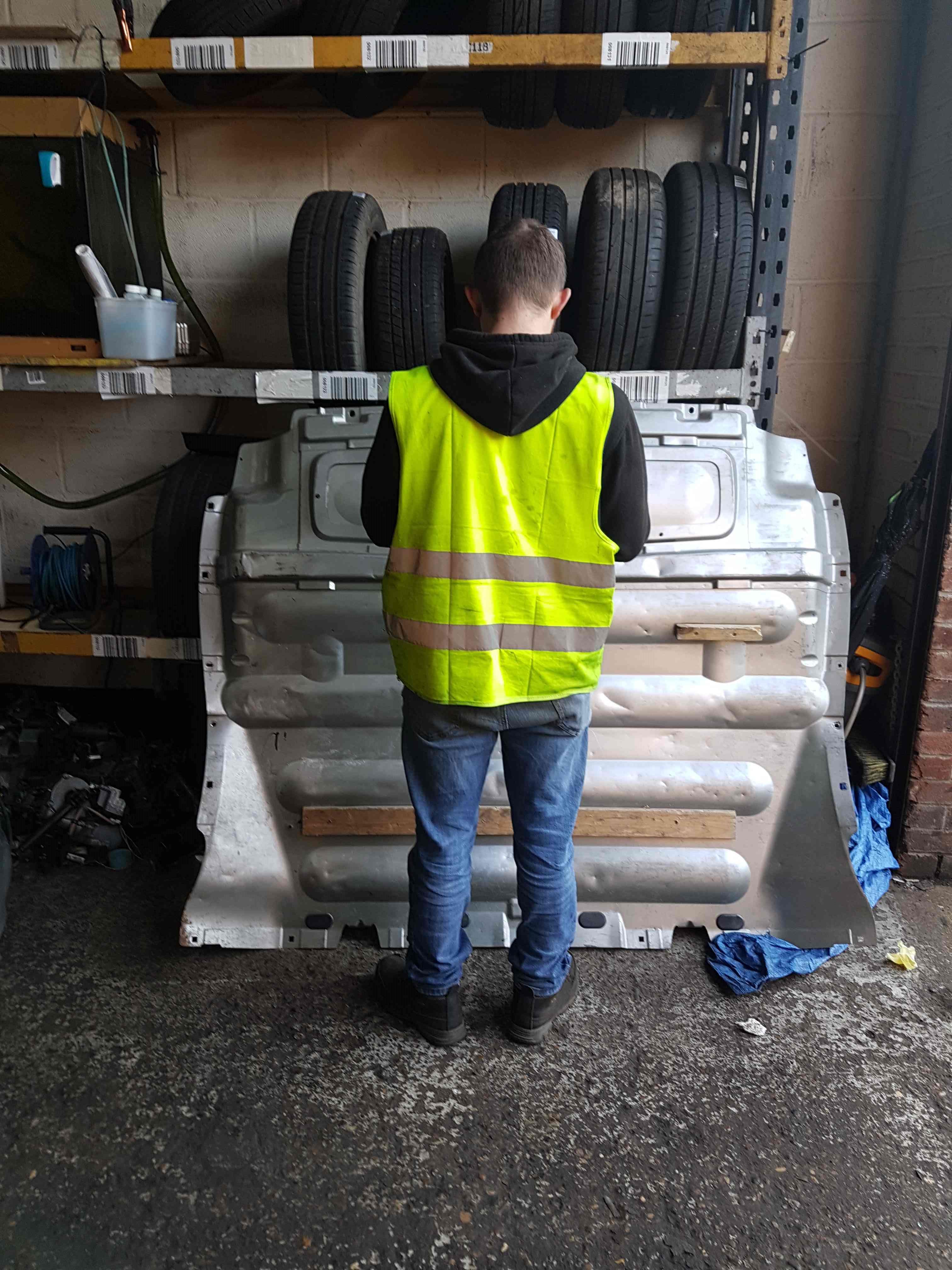 Thumb 2 Renault Trafic MK2 2001-2014 Rear Bulkhead Partition Vivaro 