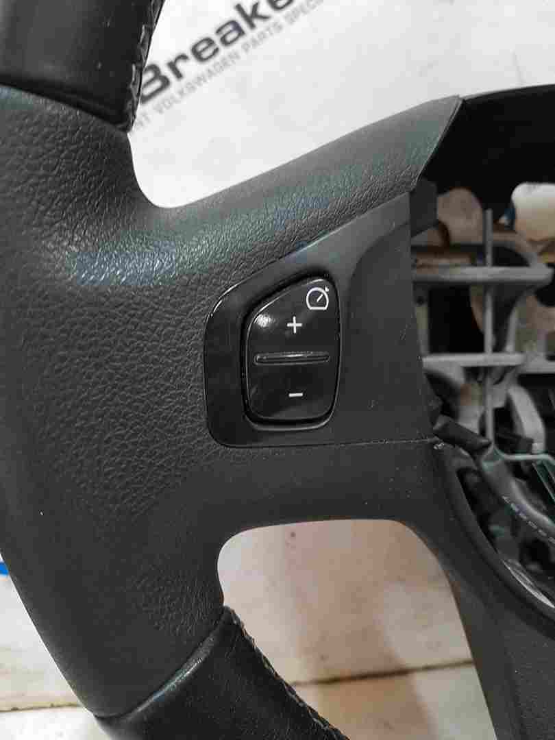Thumb 3 Renault Trafic MK3 2014-2018 Steering Wheel   484008352R