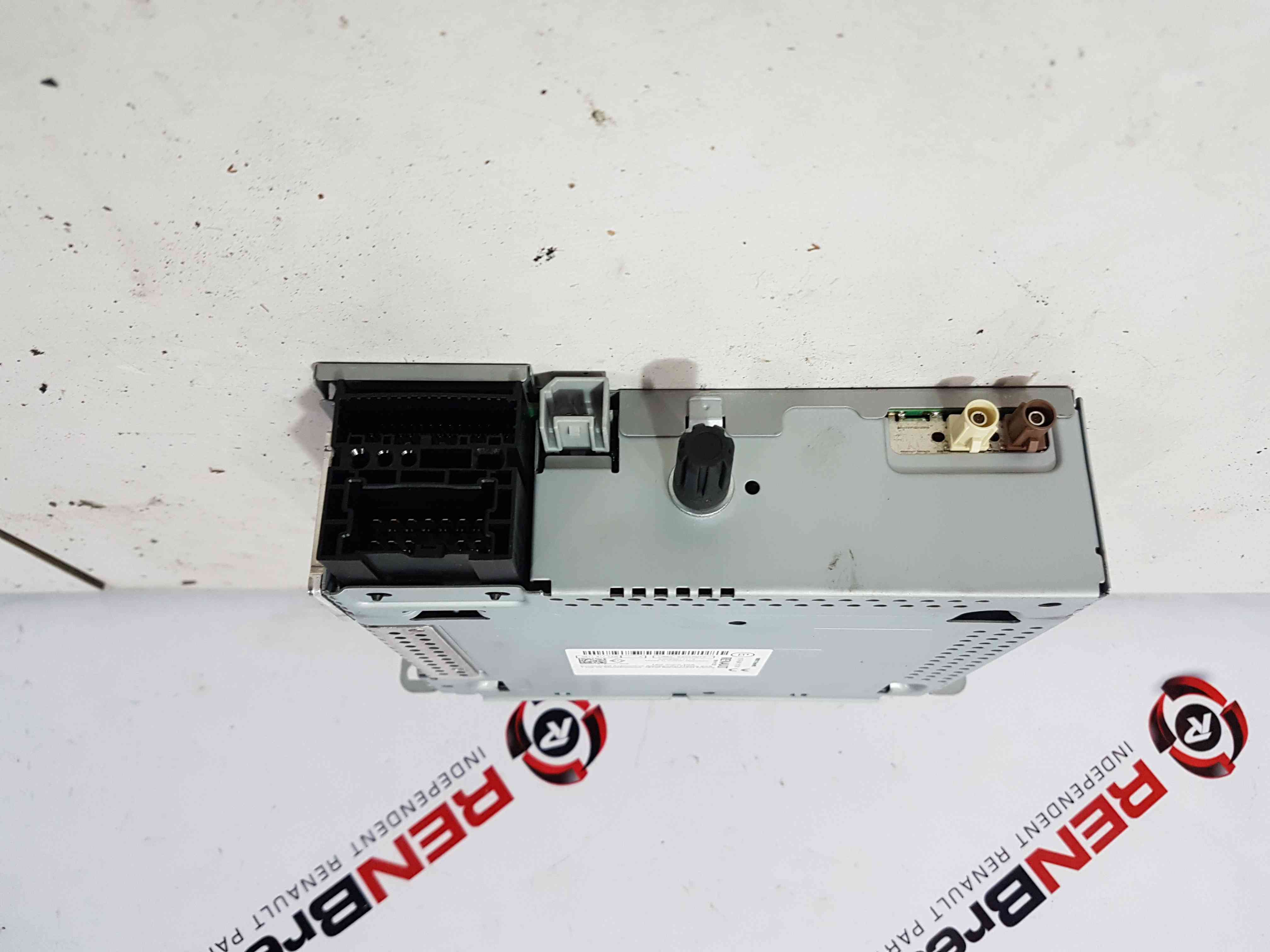 Thumb 6 Renault Trafic MK3 2014-2019  SAT Nav Player Radio 281151114R