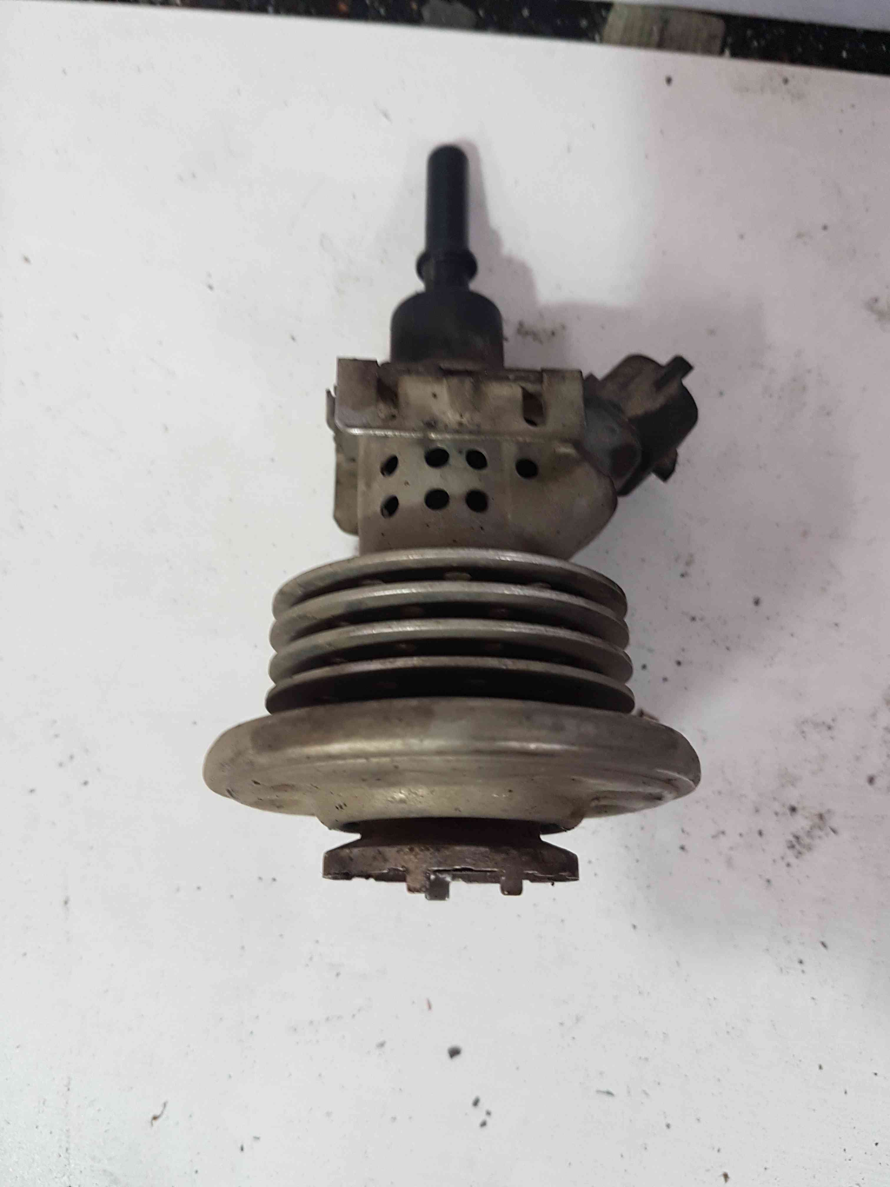 Thumb 2 Renault Trafic MK3 2014-2019 1.6 DCI Adblue Injector 208993839R