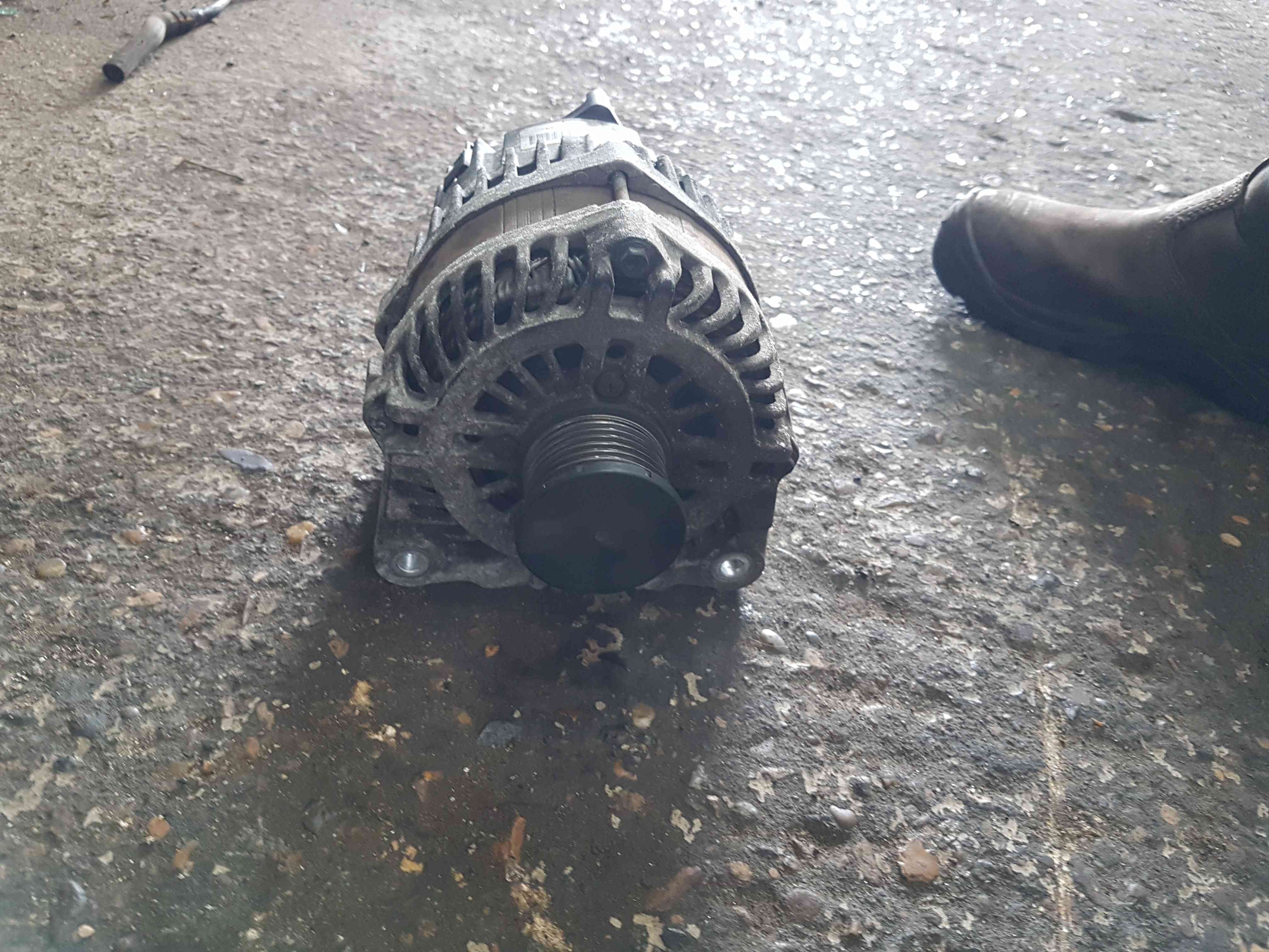 Thumb 3 Renault Trafic MK3 2014-2019 1.6 DCI Alternator R9M 452 231006729R