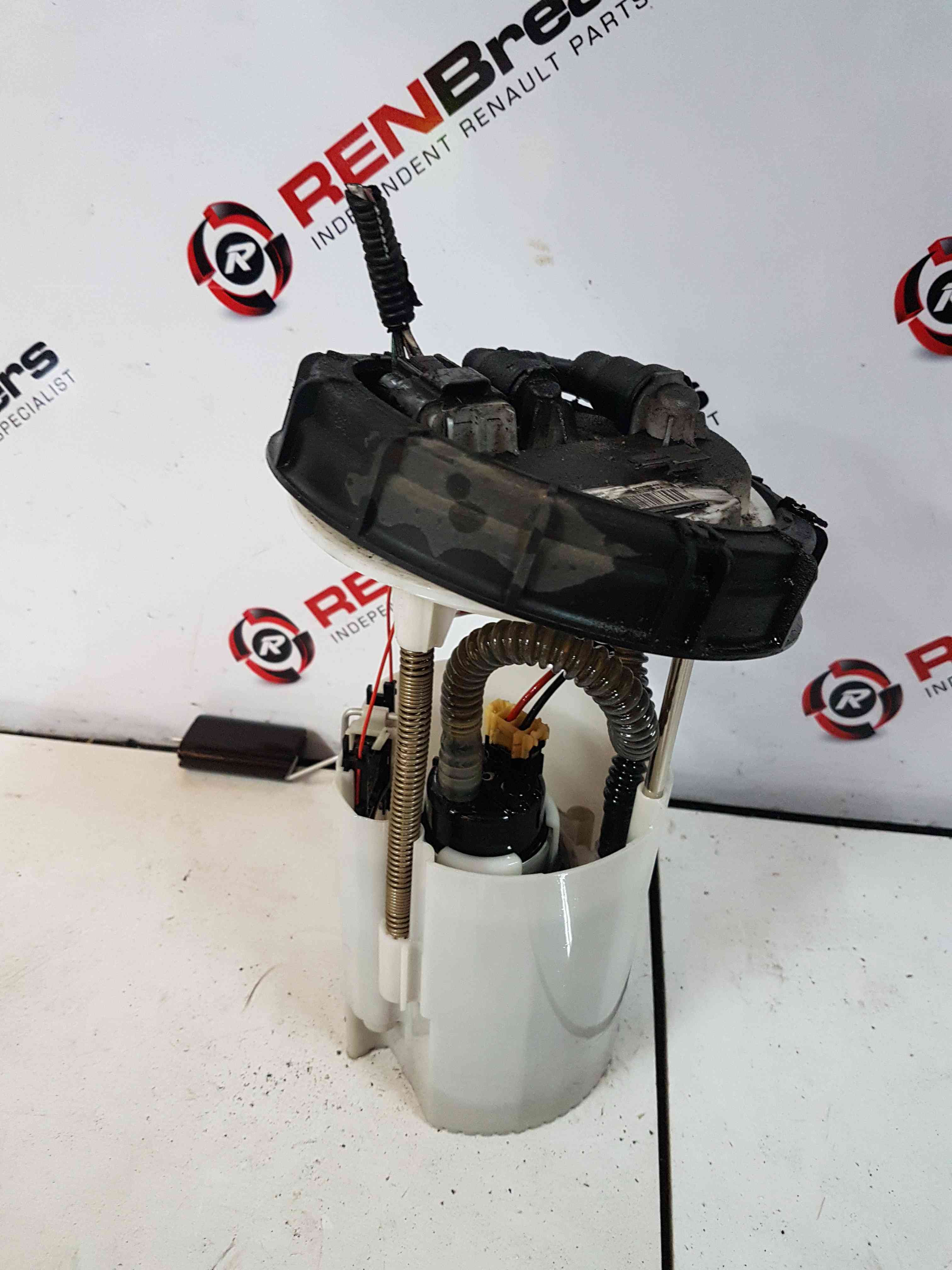 Thumb 2 Renault Trafic MK3 2014-2019 1.6 DCI Fuel Sender Unit R9M 452 172027392R