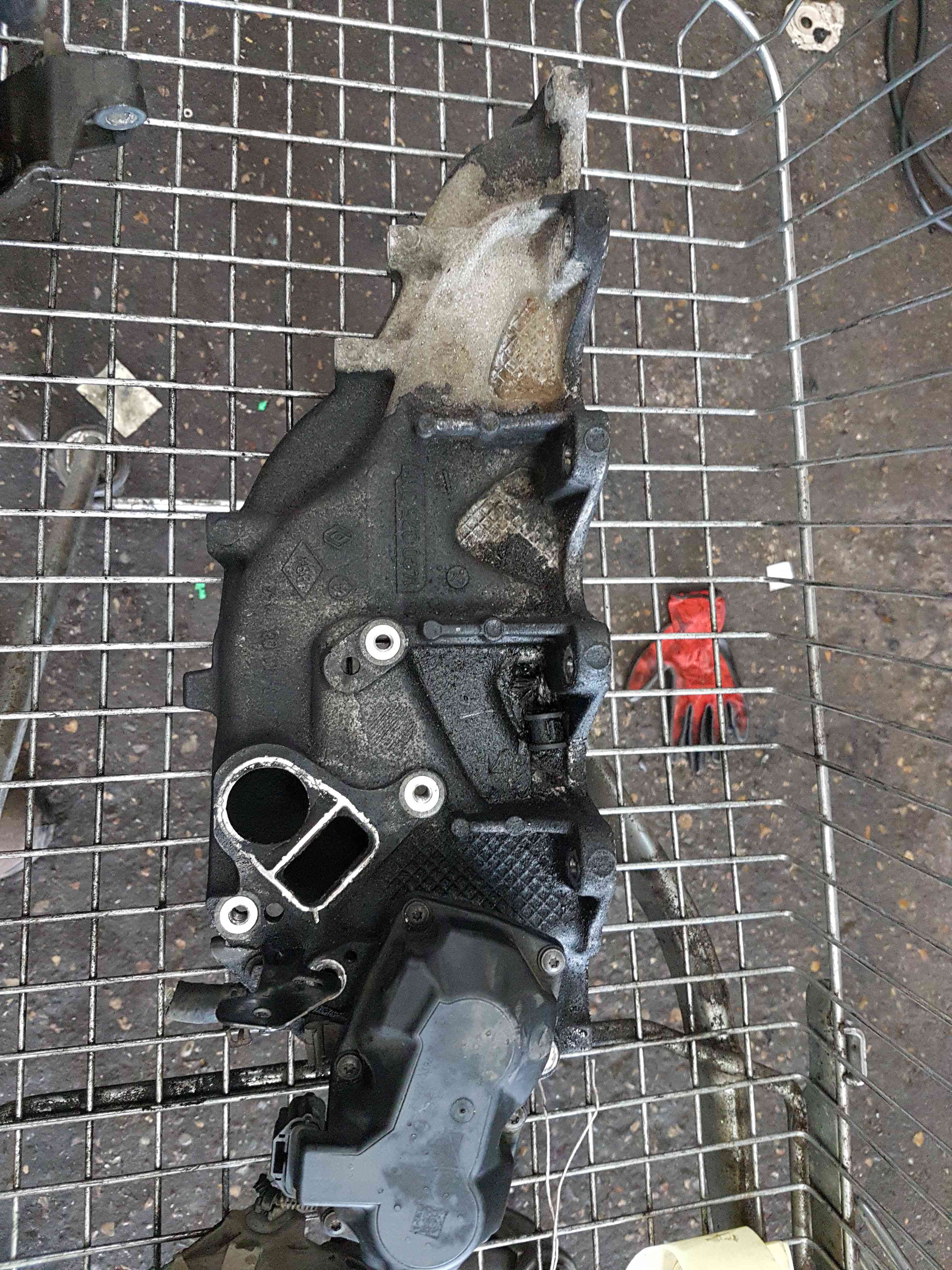 Thumb 3 Renault Trafic MK3 2014-2019 1.6 DCI Inlet Manifold Mani R9M 452