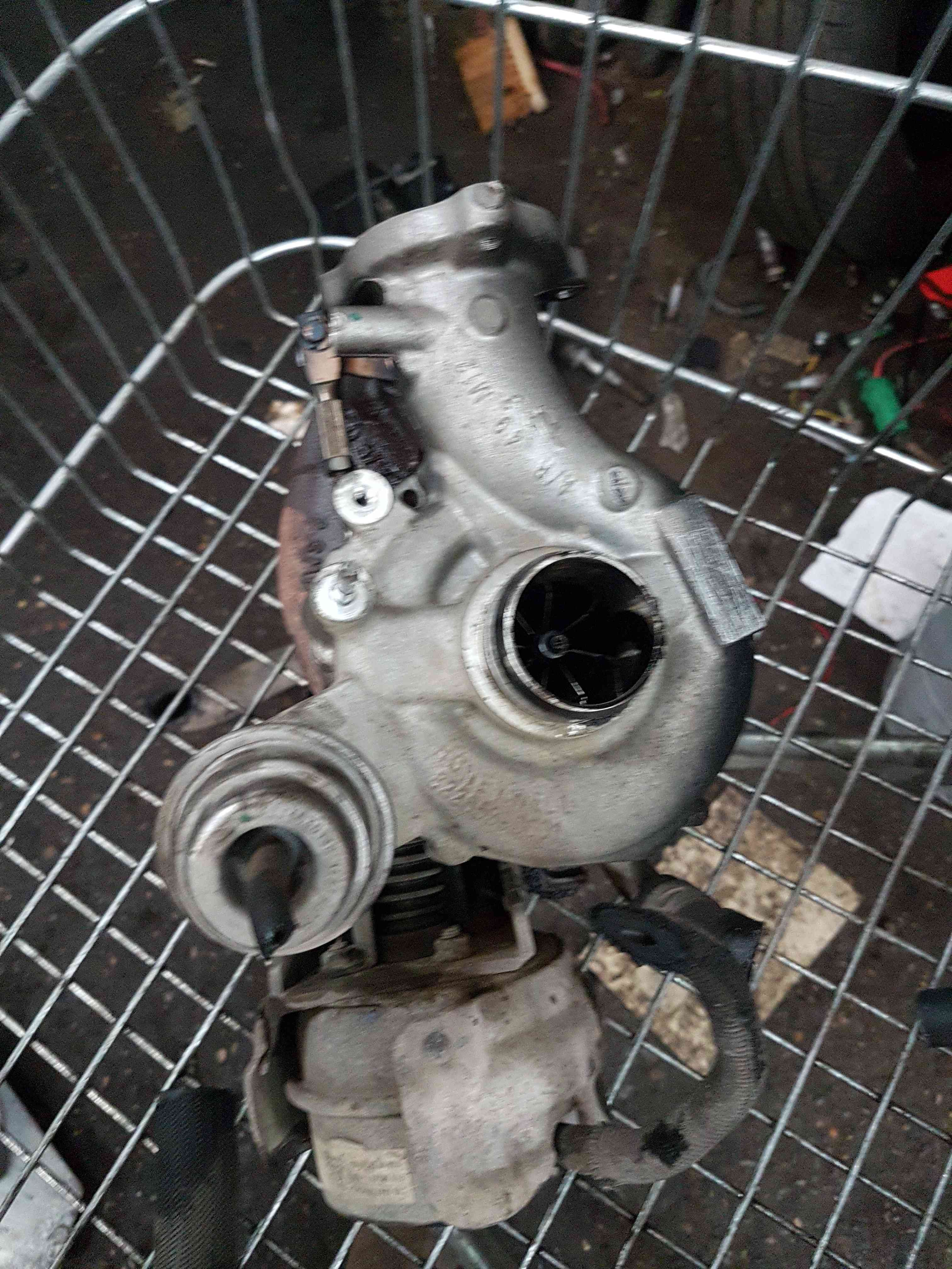 Thumb 5 Renault Trafic MK3 2014-2019 1.6 DCI Turbo Charger Unit 8201371489