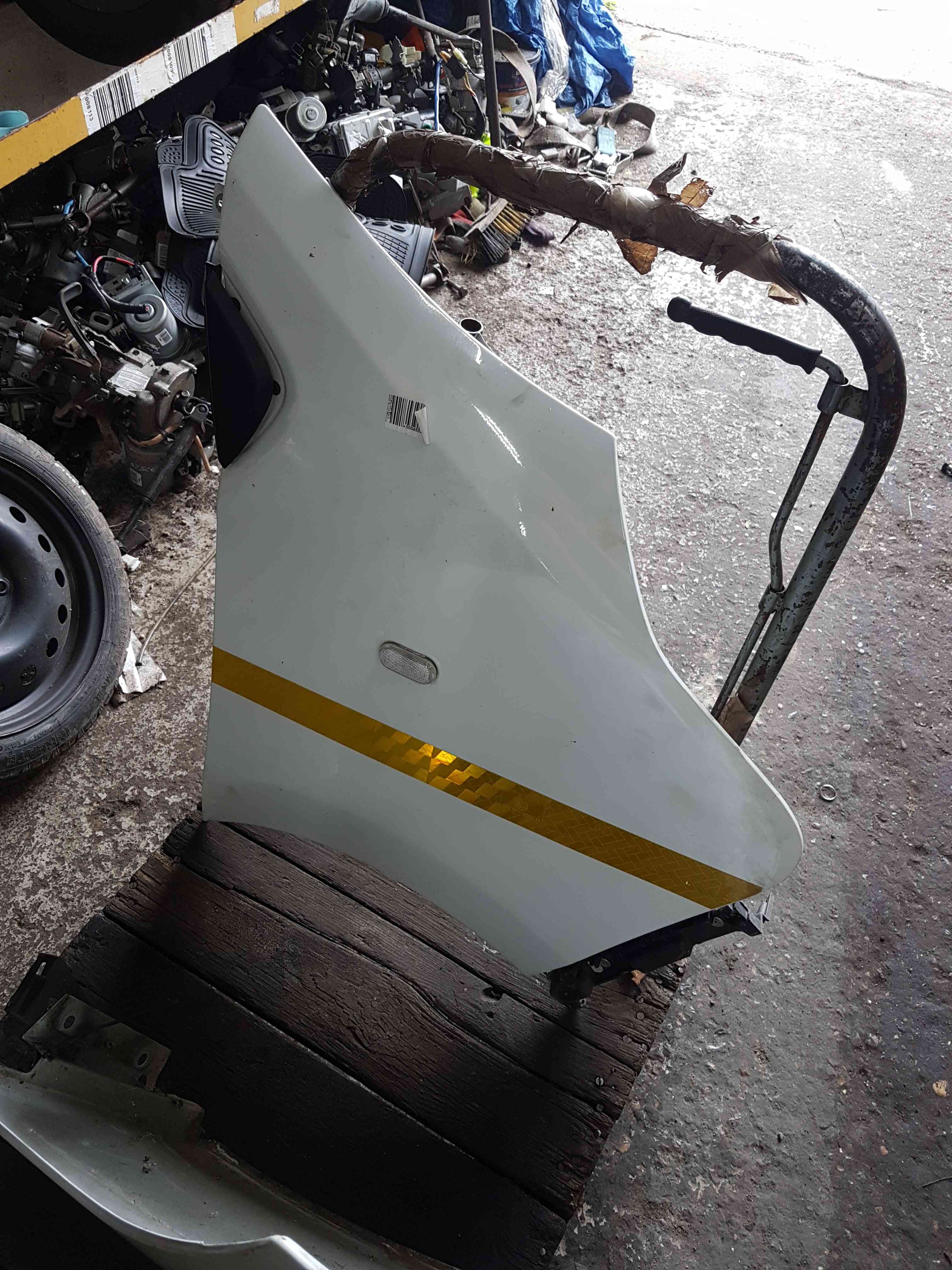 Thumb 4 Renault Trafic MK3 2014-2019 Drivers Os Wing White Ov369