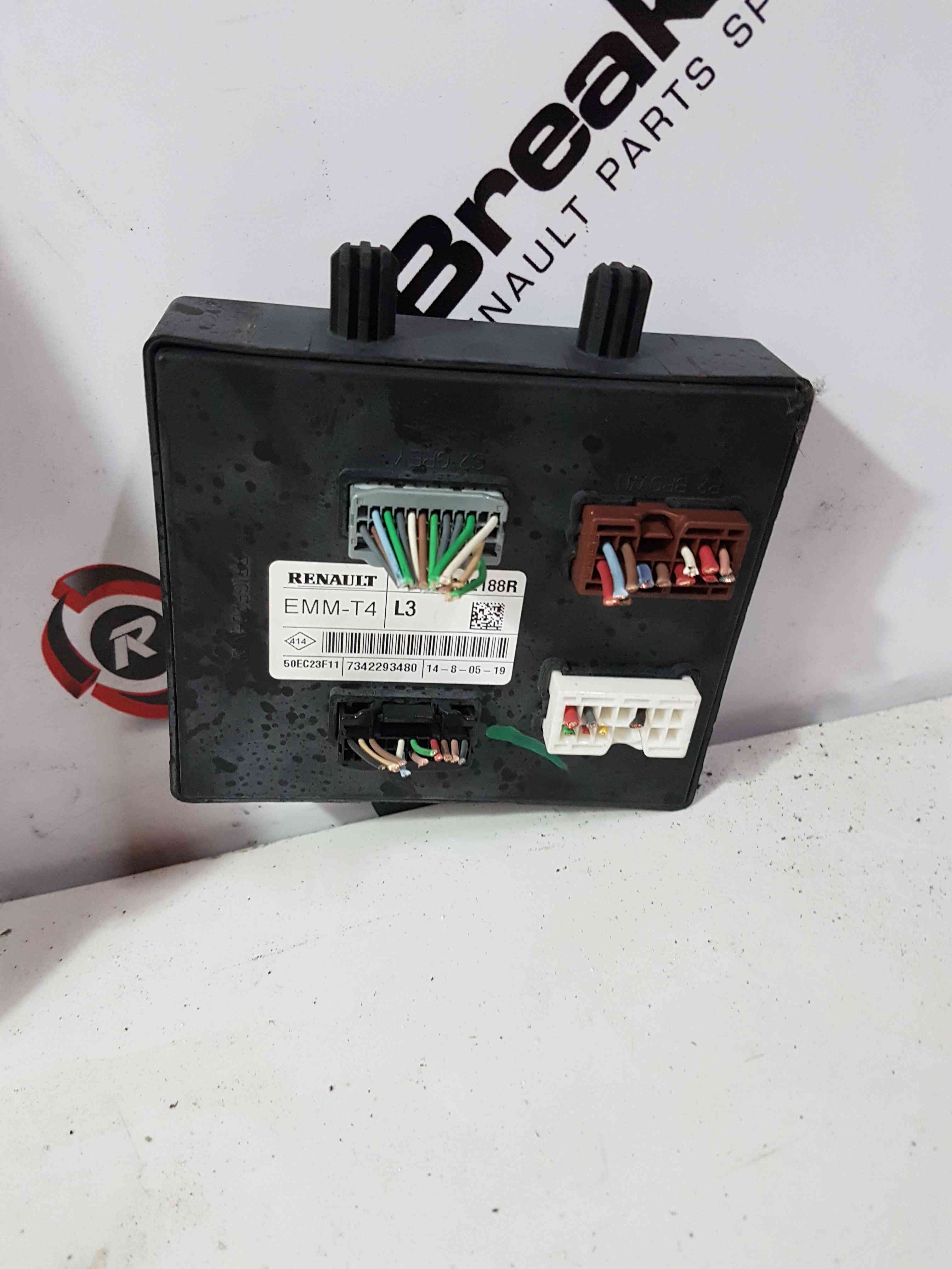 Thumb 2 Renault Trafic MK3 2014-2019 Fuse BOX Uch BCM 231A02188R