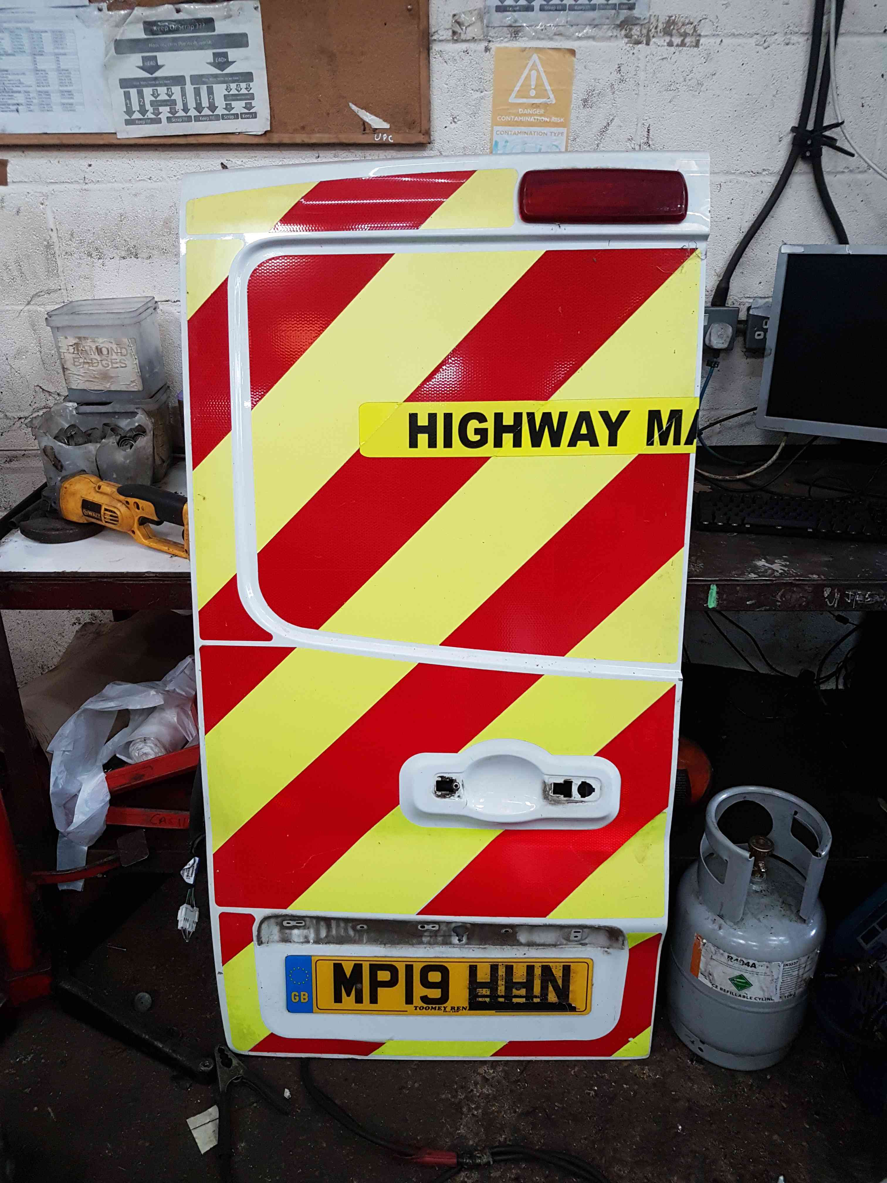 Thumb 2 Renault Trafic MK3 2014-2019 Passenger NSR Barn Door White