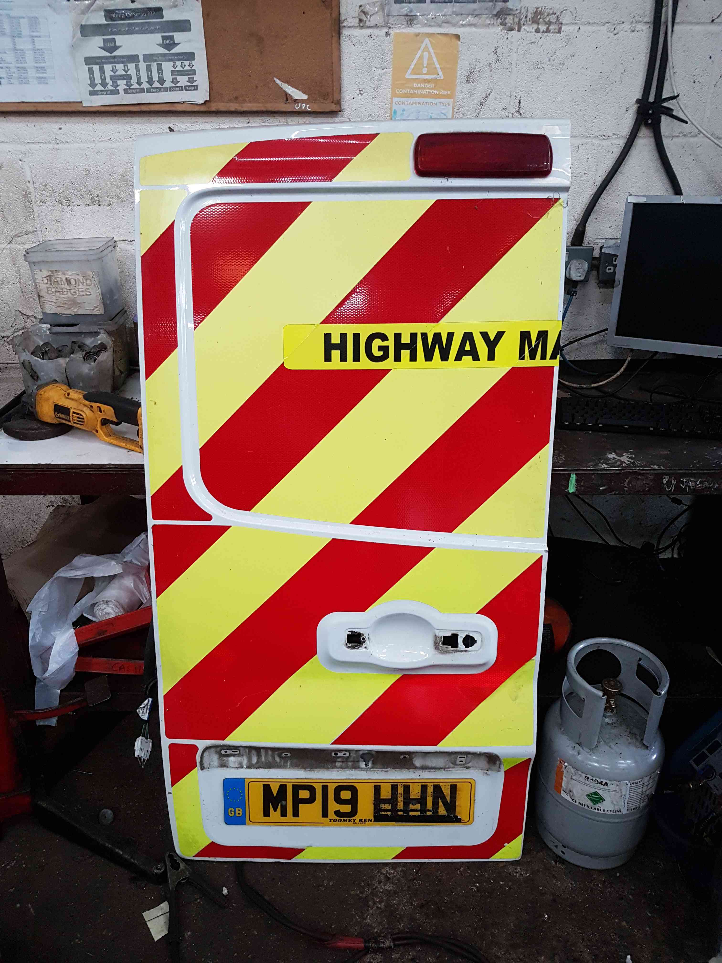 Thumb 3 Renault Trafic MK3 2014-2019 Passenger NSR Barn Door White