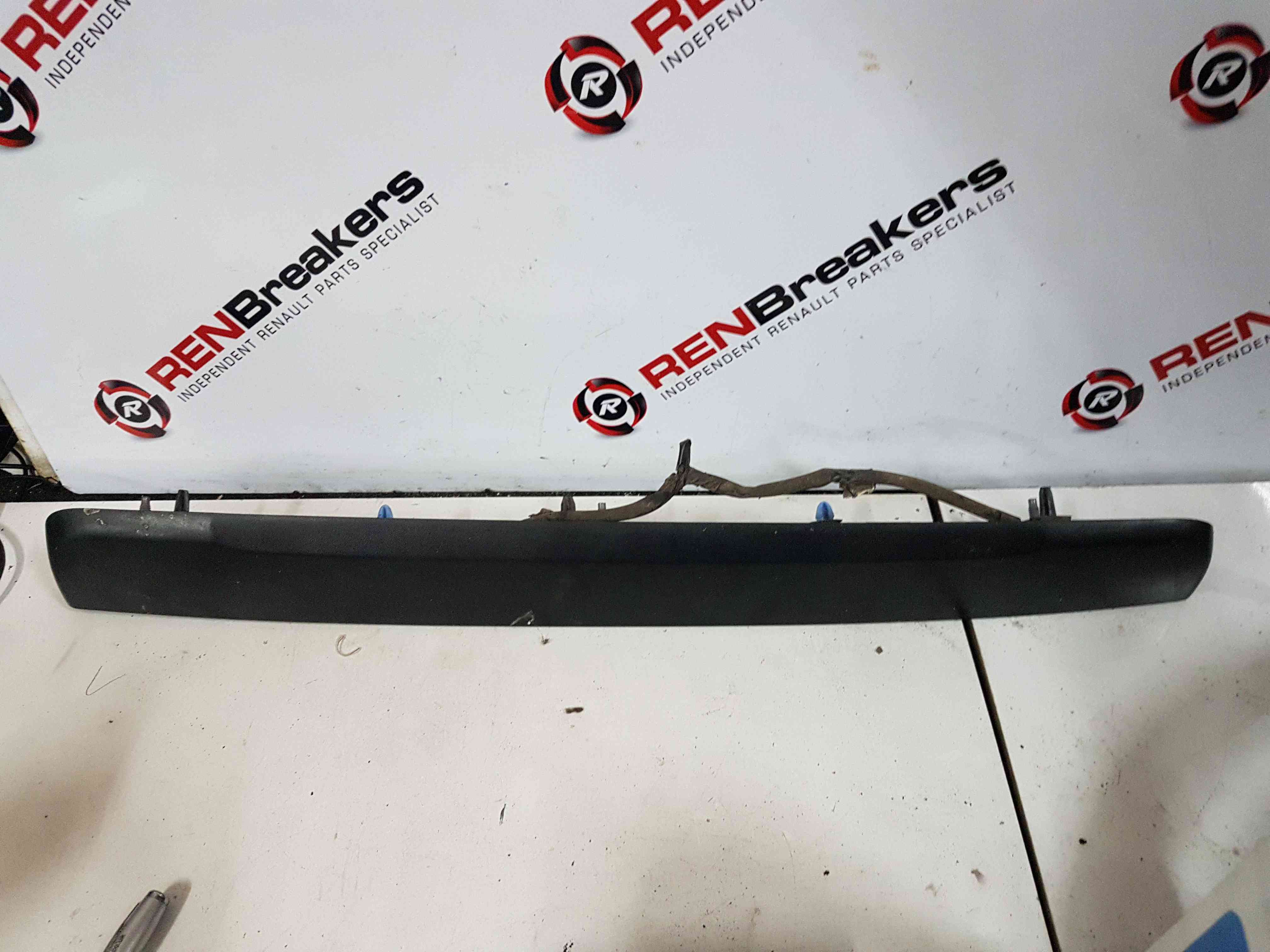 Thumb 5 Renault Trafic MK3 2014-2019 Rear Number Plate Light 848105971R