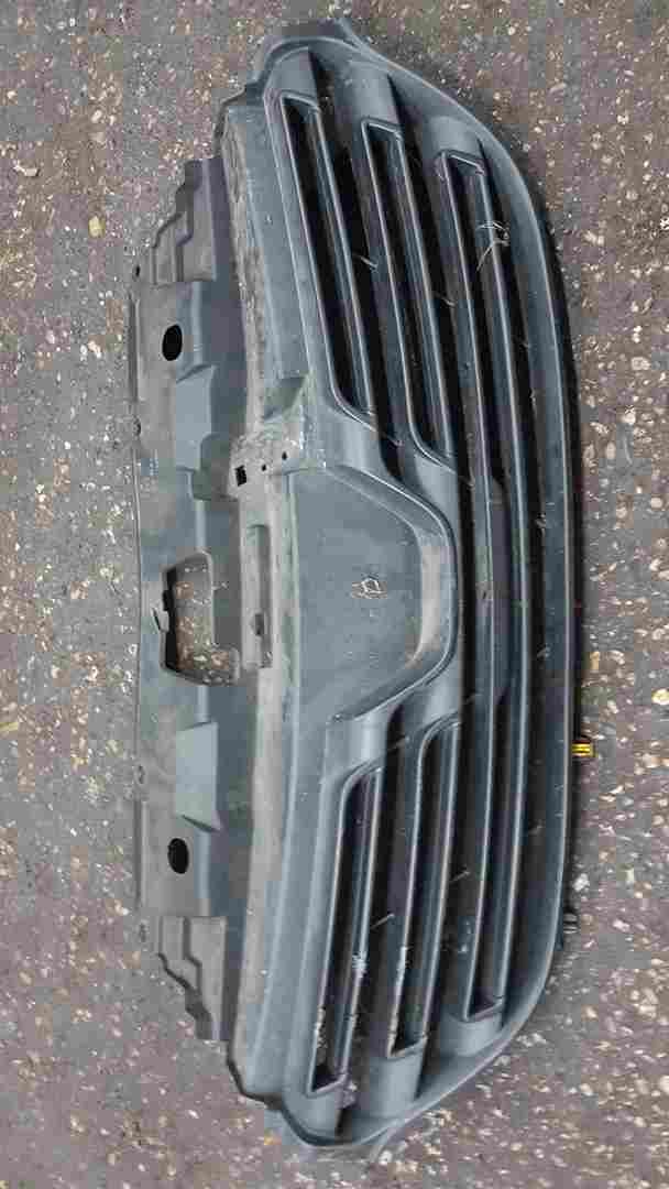 Thumb 4 Renault Trafic MK3 2014-2019 Upper Front Grill 