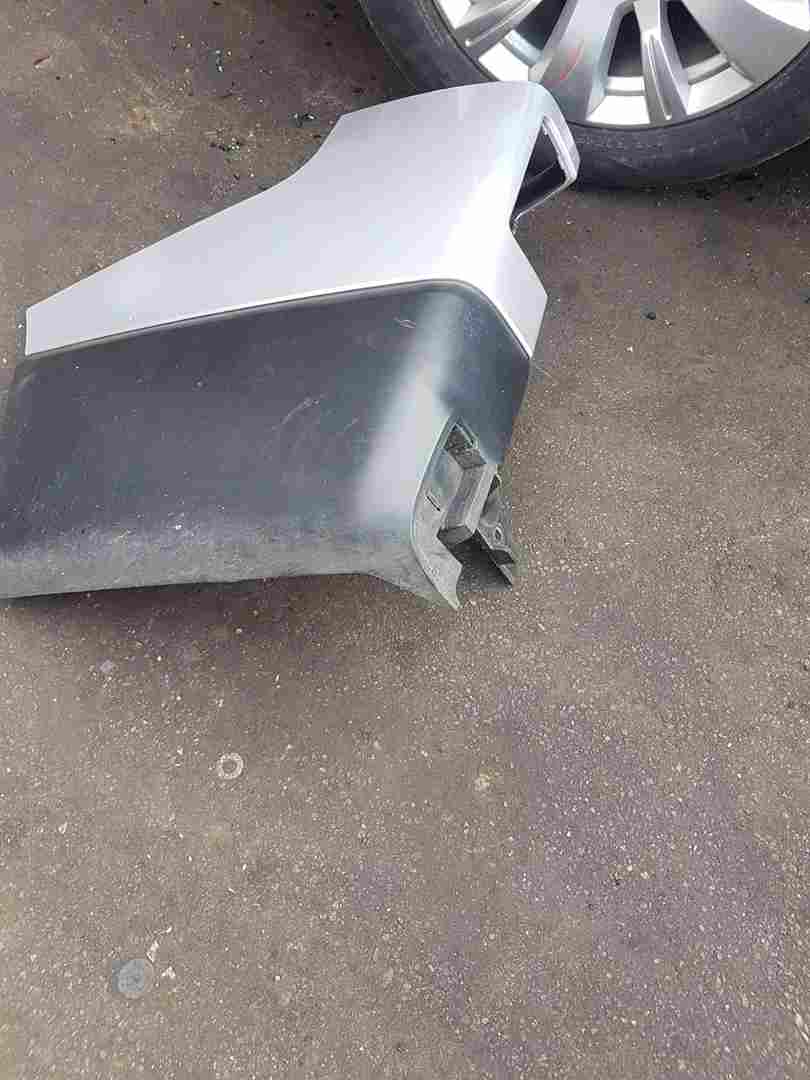 Thumb 4 Renault Trafic MPV 2014-2018 Passenger NSR Rear Bumper Corner Trim Silver Ted69