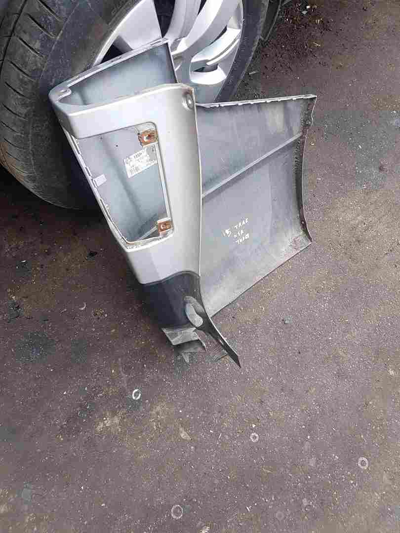 Thumb 6 Renault Trafic MPV 2014-2018 Passenger NSR Rear Bumper Corner Trim Silver Ted69