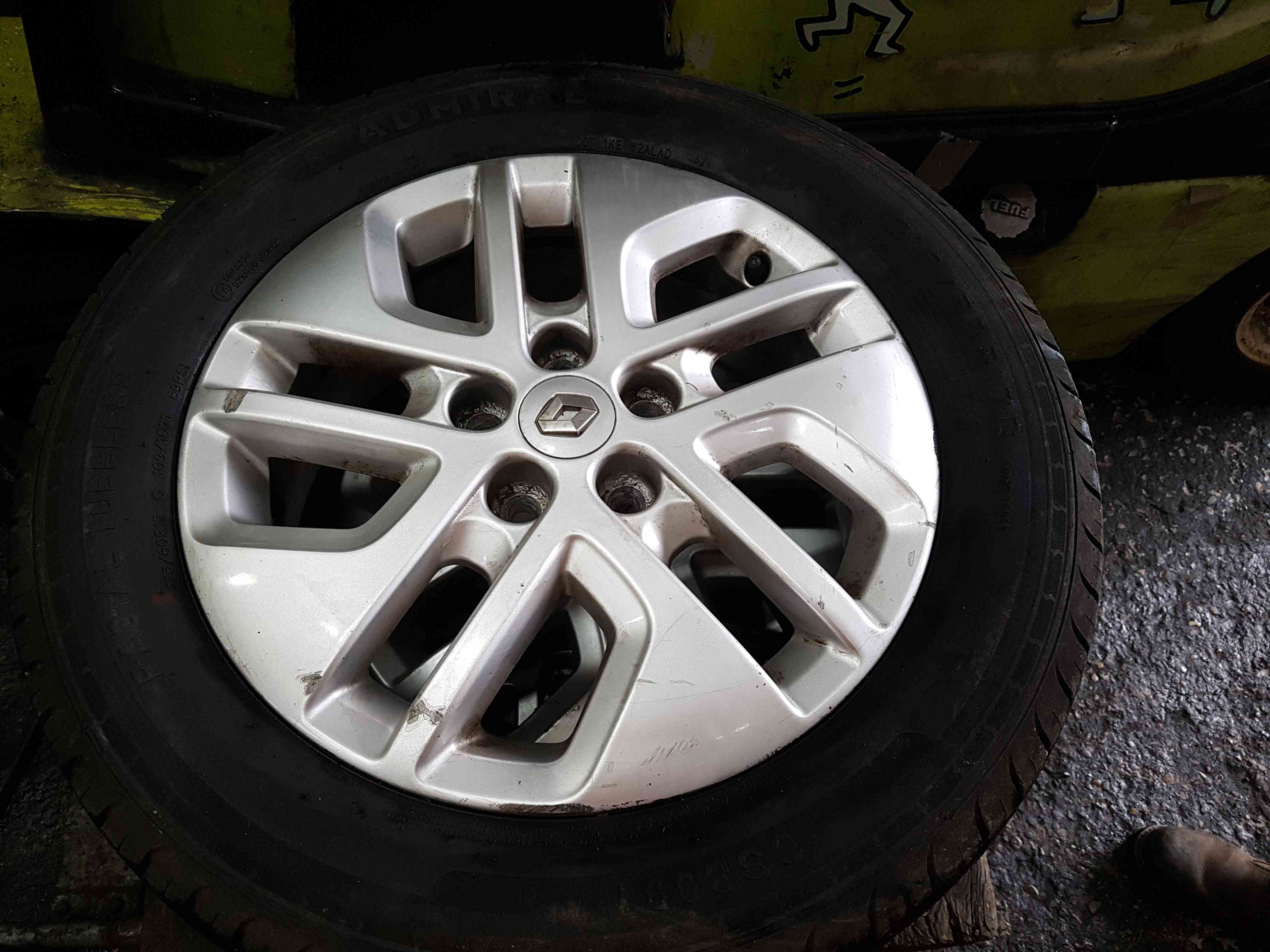 Thumb 8 Renault Trafic Sport MK3 2014-2018 Alloy Wheel 17Inch 215 60 17 4/5 5Mm