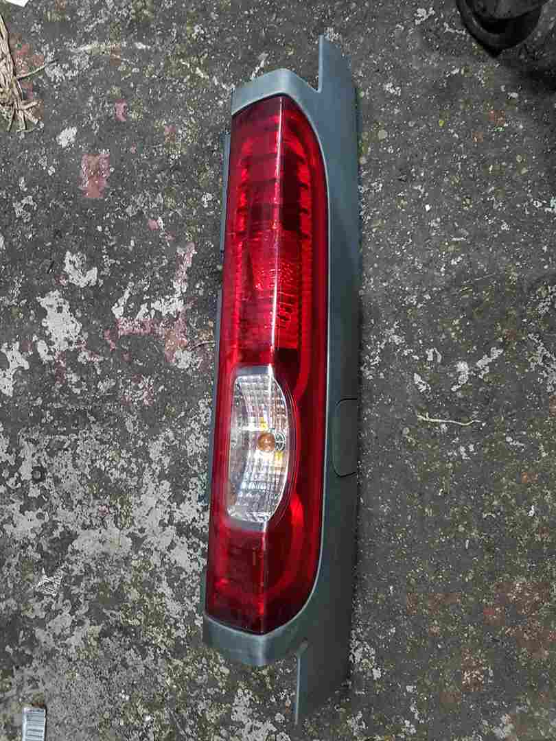 Renault Trafic VAN 2006-2014 Drivers OSR Rear Light Lens
